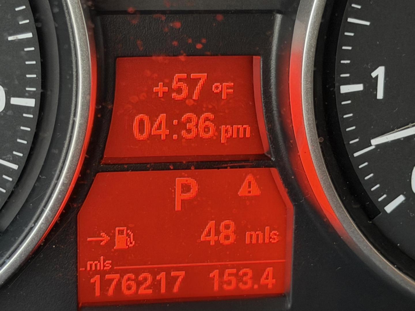 2011 White /Black BMW 3-Series 328i SA SULEV (WBAPH5G55BN) with an 3.0L L6 DOHC 24V engine, Automatic transmission, located at 30 S. Berkeley Avenue, Pasadena, CA, 91107, (626) 248-7567, 34.145447, -118.109398 - Buy Here Pay Here BMW 328i for Sale in Pasadena | 2011 BMW – $500 Down – No Credit Needed Looking to drive a luxury car but worried about your credit? At Crown City Motors in Pasadena, we specialize in helping people with bad credit, no credit, or past financial issues get approved with ease. - Photo#44