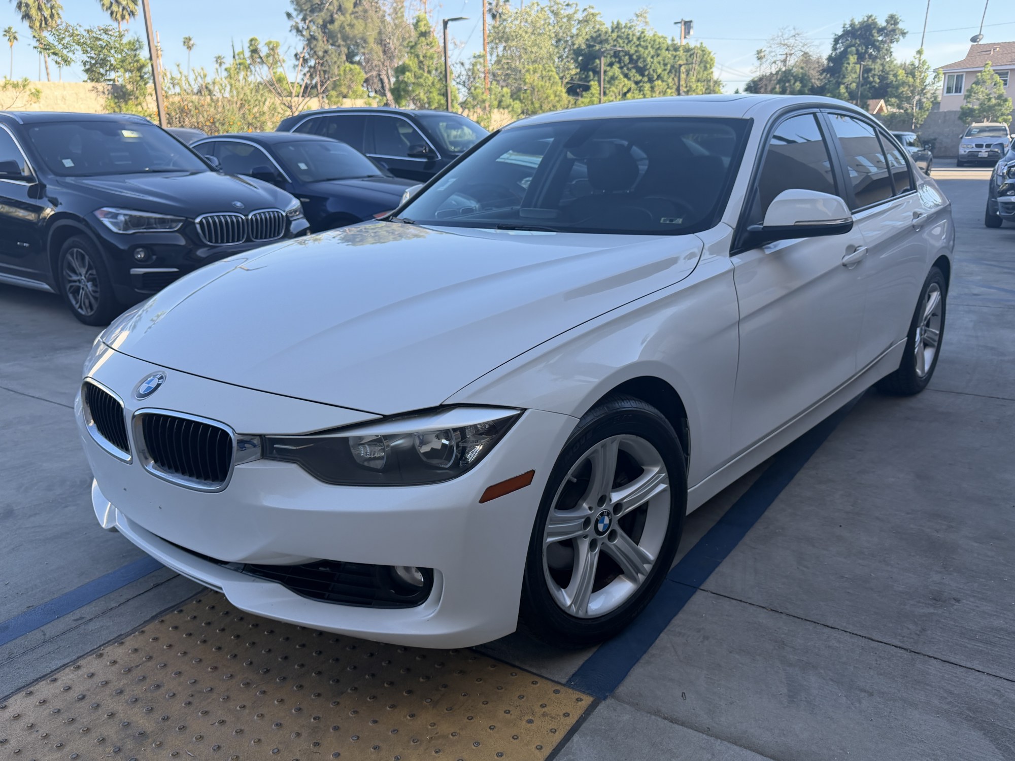 photo of 2013 BMW 3-Series 328i Sedan