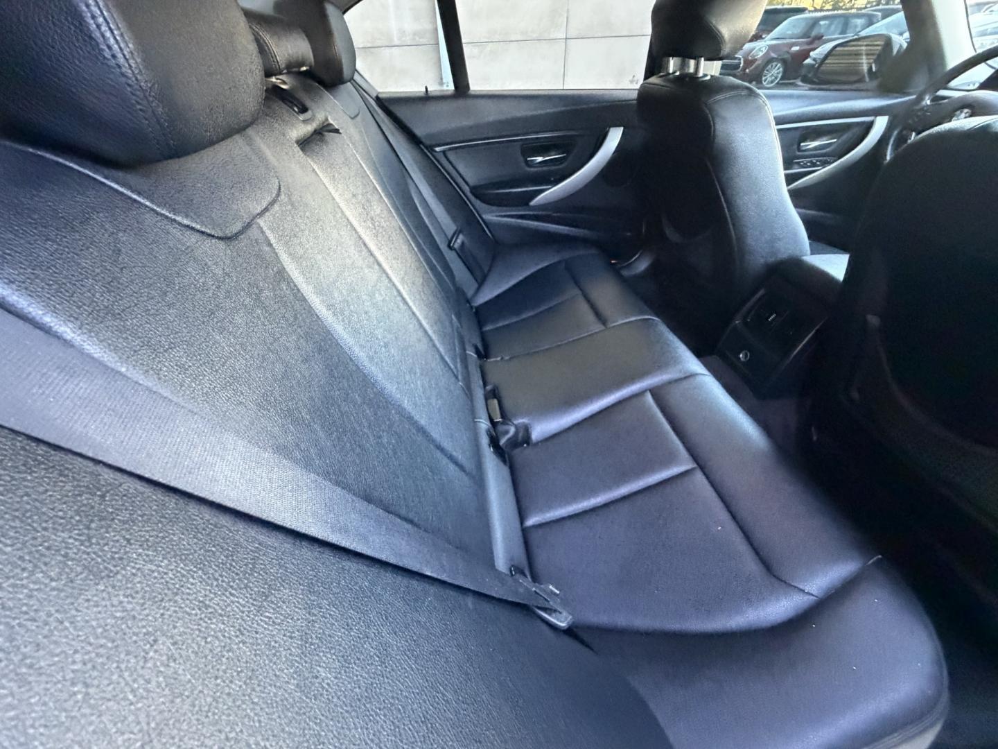 2013 White /Black BMW 3-Series 328i Sedan (WBA3C1C56DK) with an 2.0L L4 DOHC 16V engine, Automatic transmission, located at 30 S. Berkeley Avenue, Pasadena, CA, 91107, (626) 248-7567, 34.145447, -118.109398 - Looking for a sleek and stylish sedan that won't break the bank? Look no further than this 2013 BMW 3-Series 328i Sedan. With its classic design and top-of-the-line features, this car is sure to turn heads on the road. And with our buy here pay here financing options, you can drive away with the car - Photo#11