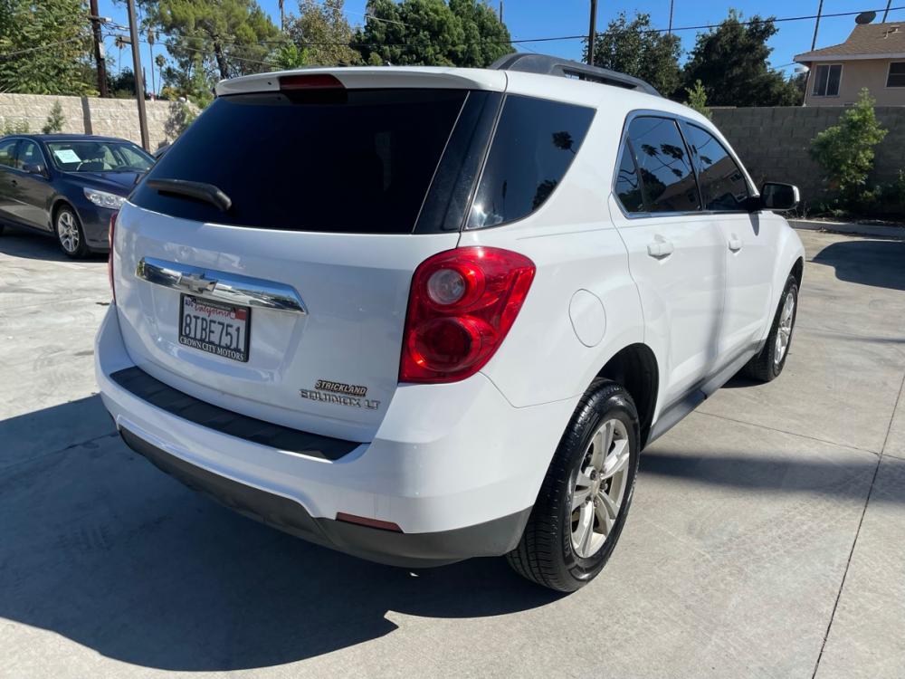 2010 White /Black Chevrolet Equinox LT1 FWD (2CNALDEW6A6) with an 2.4L L4 DOHC 16V engine, 6-Speed Automatic transmission, located at 30 S. Berkeley Avenue, Pasadena, CA, 91107, (626) 248-7567, 34.145447, -118.109398 - Photo #3