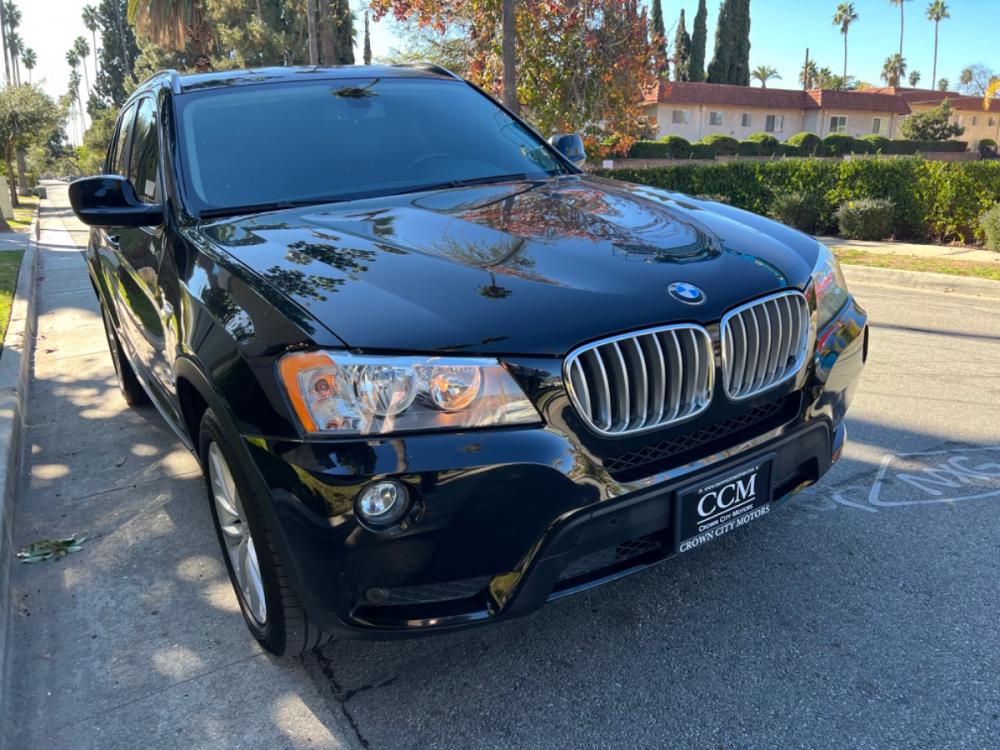 2013 BMW X3 xDrive28i (5UXWX9C56D0) with an 3.0L L6 DOHC 24V engine, 8-Speed Automatic transmission, located at 30 S. Berkeley Avenue, Pasadena, CA, 91107, (626) 248-7567, 34.145447, -118.109398 - Photo #1