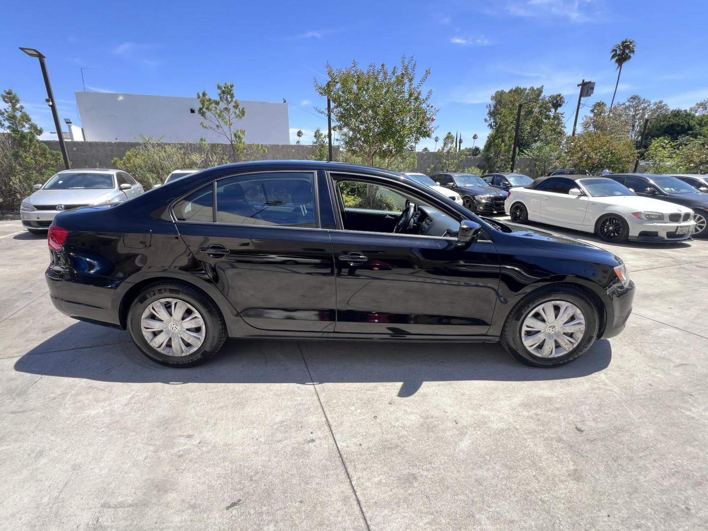 2013 Black /Black Volkswagen Jetta S (3VW2K7AJXDM) with an 2.0L L4 DOHC 20V engine, Automatic transmission, located at 30 S. Berkeley Avenue, Pasadena, CA, 91107, (626) 248-7567, 34.145447, -118.109398 - 2013 Volkswagen Jetta S – Buy Here Pay Here – Easy Financing in Pasadena, CA Looking for a reliable, stylish, and fuel-efficient sedan that won’t break the bank? This 2013 Volkswagen Jetta S is the perfect choice for drivers in Pasadena and the surrounding Los Angeles area who want dependable - Photo#5