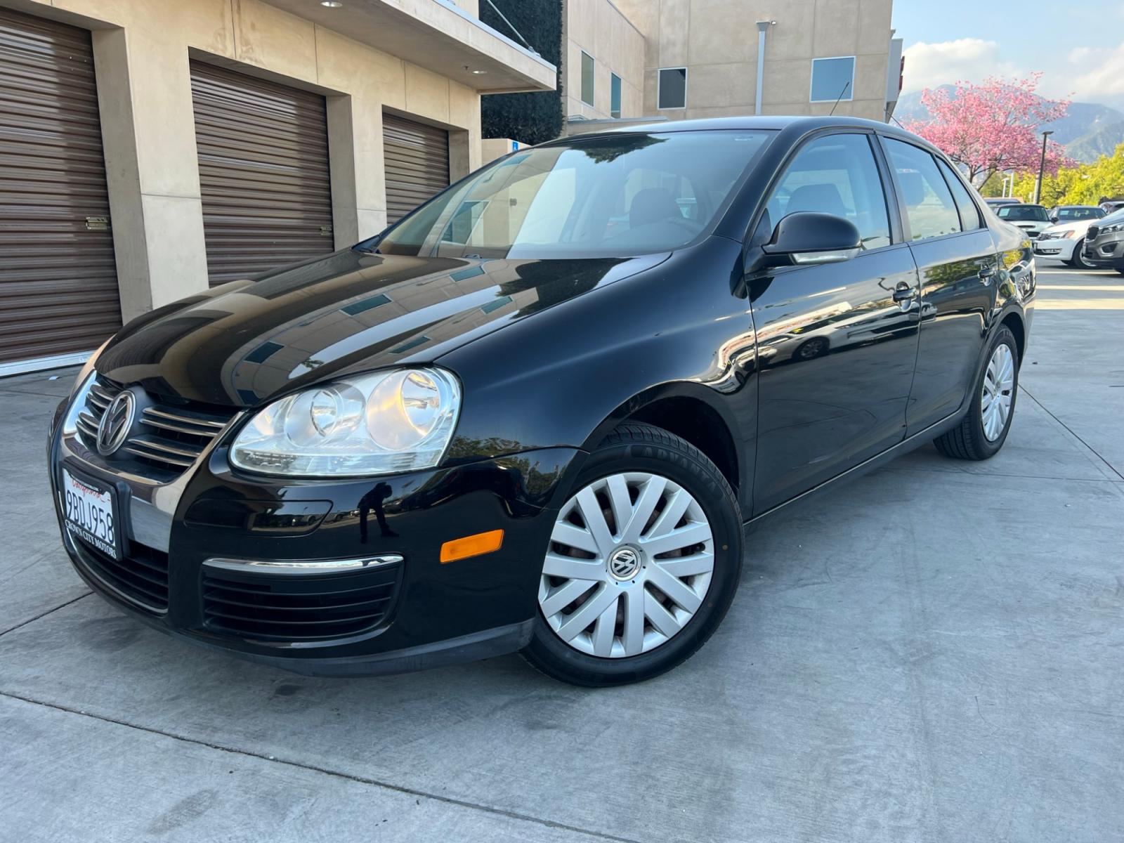 2010 Black Metallic /Black Volkswagen Jetta S PZEV (3VWJZ7AJXAM) with an 2.5L L5 DOHC 20V engine, Automatic transmission, located at 30 S. Berkeley Avenue, Pasadena, CA, 91107, (626) 248-7567, 34.145447, -118.109398 - New Tires, Just Serviced, Low Miles! Fully Loaded! This 2010 Volkswagen Jetta S looks and drives good. This vehicle comes with a dealer 30 day / 1,000 Mile Warranty ( call us for details) and with Options up to 5 years / 100,000 Mile Warranty. Bad credit? We can help! We are the bank. Buy with confi - Photo #5