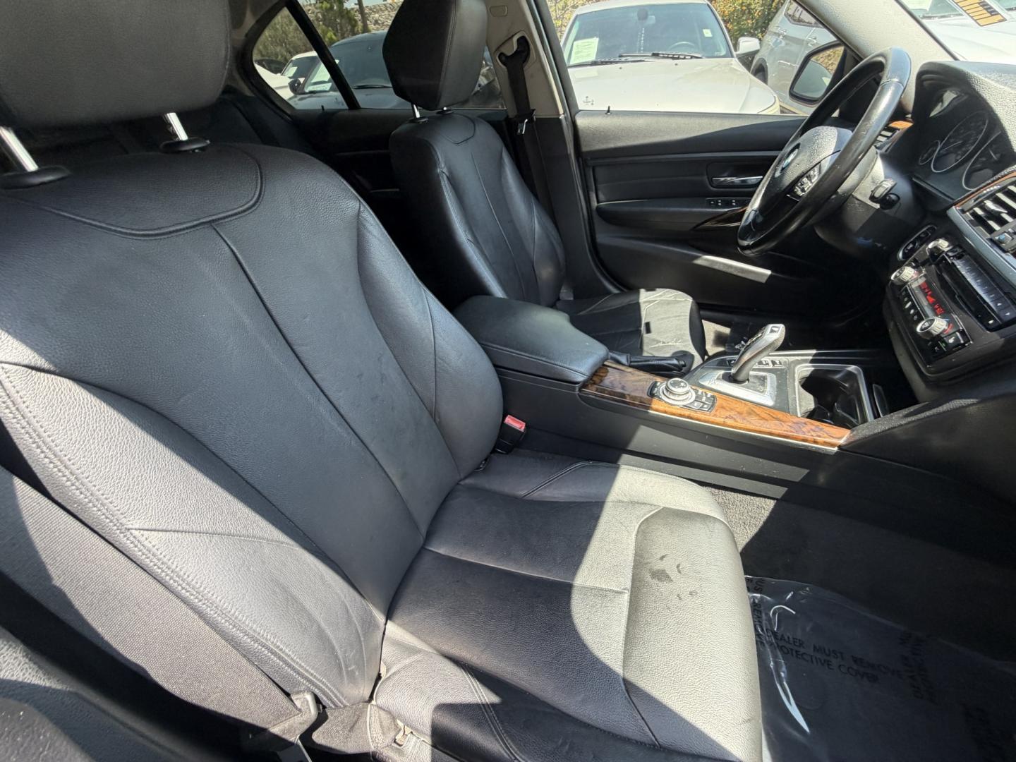 2013 BLUE /black leather BMW 3-Series 328i Sedan (WBA3A5C58DF) with an 2.0L L4 DOHC 16V engine, 8-Speed Automatic transmission, located at 30 S. Berkeley Avenue, Pasadena, CA, 91107, (626) 248-7567, 34.145447, -118.109398 - Looking for a luxurious and high-performing car that comes loaded with all the latest features? Look no further than the 2013 BMW 3-Series 328i Sedan, available at Crown City Motors. This stunning sedan is not only a head-turner on the road, but it also comes with all the latest features that you co - Photo#20