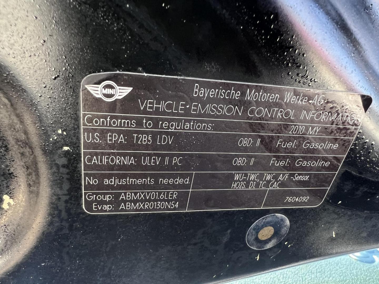 2010 Jet Black /BLACK Mini Cooper S (WMWMF7C52AT) with an 1.6L L4 DOHC 16V TURBO engine, AUTOMATIC transmission, located at 30 S. Berkeley Avenue, Pasadena, CA, 91107, (626) 248-7567, 34.145447, -118.109398 - New Tires! Nice Interior! Great MPG! Looks and drives well. Bad credit? We can help! We are the bank. All our cars are thoroughly inspected and reconditioned by our technicians. FREE CARFAX report. Stop by or call to speak with our friendly staff. Whether you have bad credit, no credit, bankruptcy - Photo#29