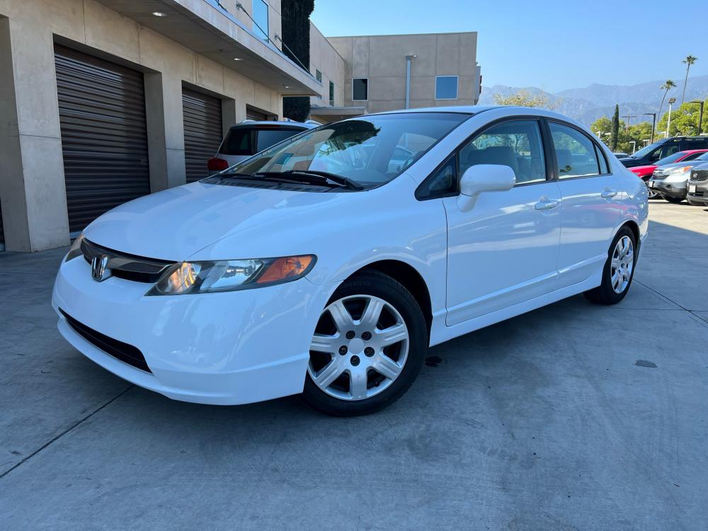 2008 Honda Civic LX Sedan AT (2HGFA16528H) with an 1.8L L4 SOHC 16V engine, 5-Speed Automatic Overdrive transmission, located at 30 S. Berkeley Avenue, Pasadena, CA, 91107, (626) 248-7567, 34.145447, -118.109398 - New paint job! New tires! Looks and drives good! Bad credit? We can help! We are the bank. All our cars are thoroughly inspected and reconditioned by our technicians. FREE CARFAX report. Stop by or call to speak with our friendly staff. Whether you have bad credit, no credit, bankruptcy, or reposse - Photo #1