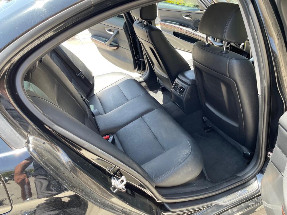 2011 /BLACK BMW 3-Series 328i SA SULEV (WBAPH5G56BN) with an 3.0L L6 DOHC 24V engine, Automatic w/Steptronic transmission, located at 30 S. Berkeley Avenue, Pasadena, CA, 91107, (626) 248-7567, 34.145447, -118.109398 - New Tires! Leather interior! looks and drives good! Bad credit? We can help! We are the bank. All our cars are thoroughly inspected and reconditioned by our technicians. FREE CARFAX report. Stop by or call to speak with our friendly staff. Whether you have bad credit, no credit, bankruptcy, or repo - Photo #14