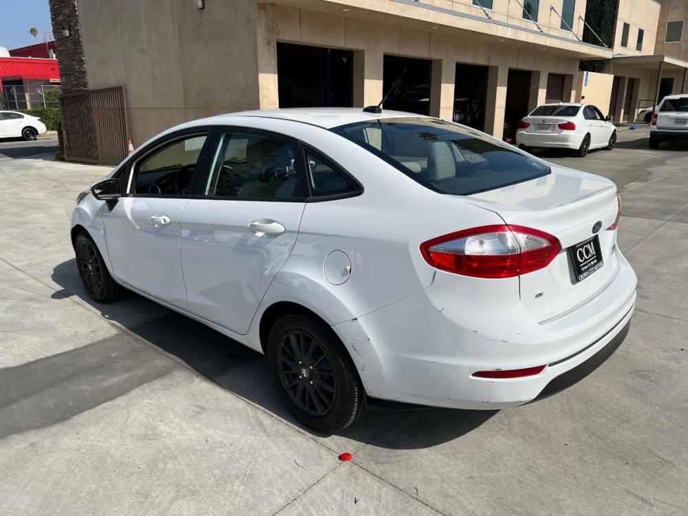 2015 /TAN Ford Fiesta SE Sedan (3FADP4BJ5FM) with an 1.6L L4 DOHC 16V engine, located at 30 S. Berkeley Avenue, Pasadena, CA, 91107, (626) 248-7567, 34.145447, -118.109398 - New Tires! Good MPG! Looks and drives good! Bad credit? We can help! We are the bank. All our cars are thoroughly inspected and reconditioned by our technicians. FREE CARFAX report. Stop by or call to speak with our friendly staff. Whether you have bad credit, no credit, bankruptcy, or repossession - Photo #3