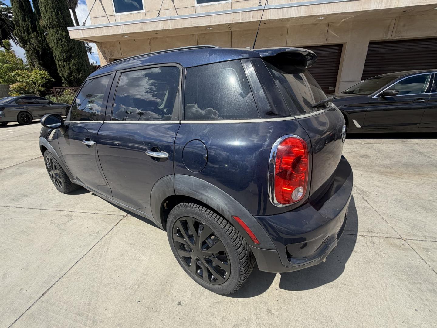 2011 /blue Mini Cooper S (WMWZC3C57BW) with an 1.6L L4 DOHC 16V TURBO engine, 6-Speed Automatic transmission, located at 30 S. Berkeley Avenue, Pasadena, CA, 91107, (626) 248-7567, 34.145447, -118.109398 - New tires! Complete Service! Good MPG! Looks and Drives Good! Bad credit? We can help! We are the bank. All our cars are thoroughly inspected and reconditioned by our technicians. FREE CARFAX report. Stop by or call to speak with our friendly staff. Whether you have bad credit, no credit, bankruptc - Photo#2