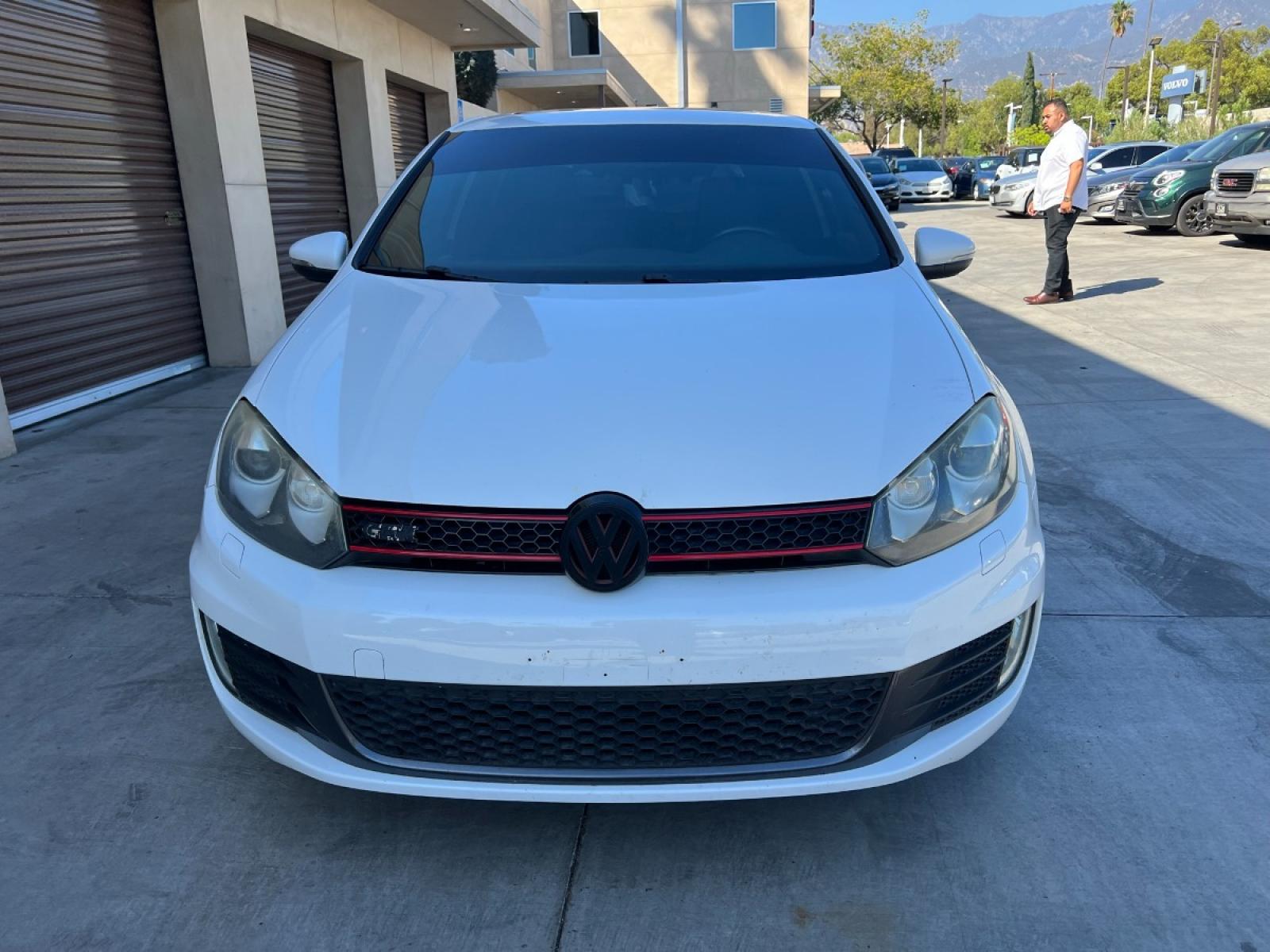 2010 White /Black Volkswagen GTI 2.0T Coupe PZEV (WVWFD7AJ9AW) with an 2.0L L4 DOHC 16V TURBO engine, Automatic transmission, located at 30 S. Berkeley Avenue, Pasadena, CA, 91107, (626) 248-7567, 34.145447, -118.109398 - Leather Seats! Moon-roof! This 2010 Volkswagen GTI 2.0T Coupe PZEV looks and drives well. - Photo #1
