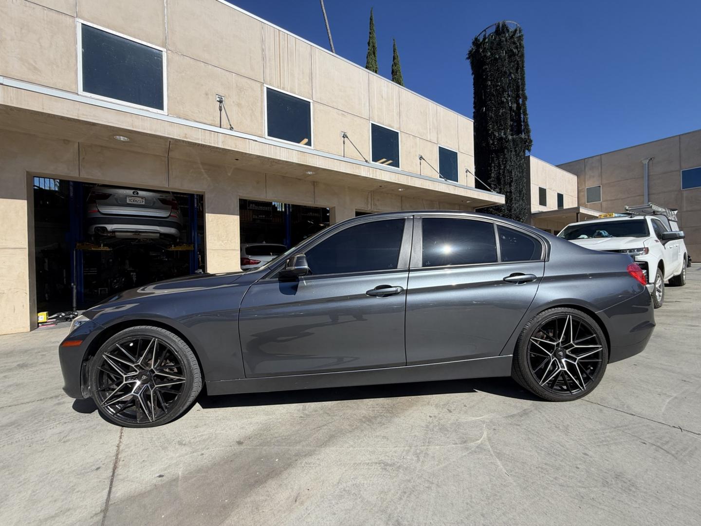 2013 Chestnut Bronze Metallic /Black BMW 3-Series 328i Sedan (WBA3C1C51DF) with an 2.0L L4 DOHC 16V engine, Automatic transmission, located at 30 S. Berkeley Avenue, Pasadena, CA, 91107, (626) 248-7567, 34.145447, -118.109398 - 2013 BMW 328i Sedan for Sale in Pasadena CA – Buy Here Pay Here BMW Financing – Bad Credit Auto Loans – In-House Financing Available Looking for a 2013 BMW 328i for sale in Pasadena, California? Crown City Motors is proud to offer this beautiful 2013 BMW 328i luxury sedan with easy financin- Photo#1