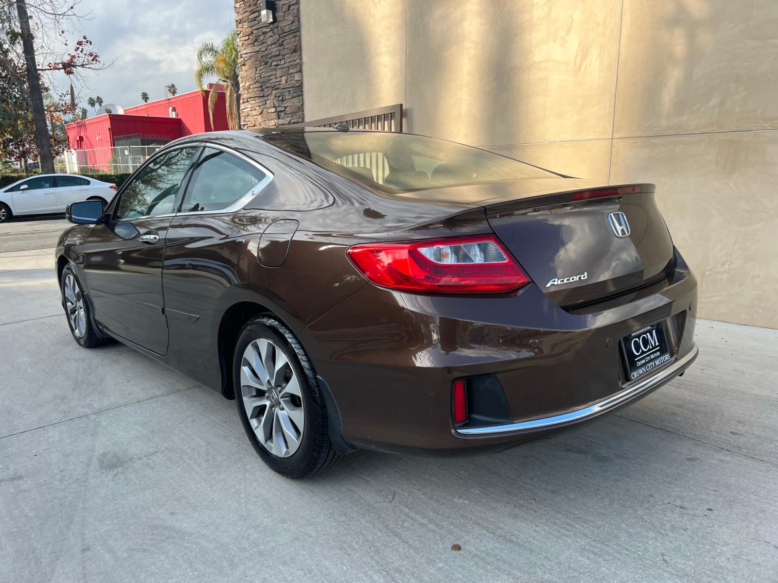 2013 Gray Honda Accord EX-L Coupe CVT (1HGCT1B82DA) with an 2.4L L4 DOHC 16V engine, Continuously Variable Transmission transmission, located at 30 S. Berkeley Avenue, Pasadena, CA, 91107, (626) 248-7567, 34.145447, -118.109398 - Leather seats!Moon Roof!Navigation! This 2013 Honda Accord EX-L Coupe Drives Well Crown City Motors is a used “Buy Here Pay Here” car dealer in Pasadena CA. “Buy Here Pay Here” financing, means that when you purchase your vehicle from our dealership, that you make the payments to the - Photo #2
