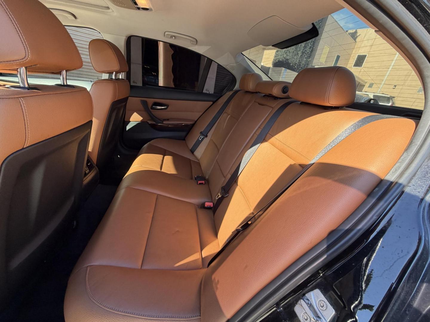 2011 BLACK /Peanut Interior BMW 3-Series 328i xDrive SA (WBAPK5G56BN) with an 3.0L L6 DOHC 24V engine, automatic transmission, located at 30 S. Berkeley Avenue, Pasadena, CA, 91107, (626) 248-7567, 34.145447, -118.109398 - Leather! Moon-roof! Premium Wheels! This 2011 BMW 3-Series 328i xDrive SA looks and drives well. Crown City Motors is a used “Buy Here Pay Here” car dealer in Pasadena CA. “Buy Here Pay Here” financing, means that when you purchase your vehicle from our dealership, that you make the payment - Photo#14