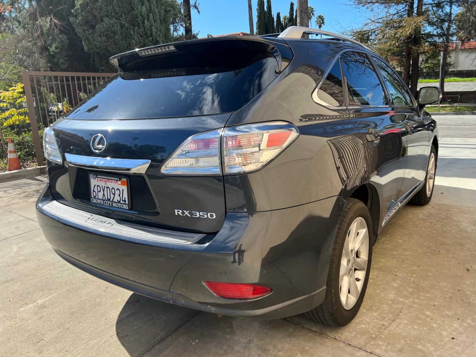 2011 /Black Lexus RX 350 FWD (2T2ZK1BA7BC) with an 3.5L V6 DOHC 24V engine, 5-Speed Automatic transmission, located at 30 S. Berkeley Avenue, Pasadena, CA, 91107, (626) 248-7567, 34.145447, -118.109398 - Leather! Navigation! Back-up Camera! This 2011 Lexus RX 350 FWD looks and drives well. Bad Credit? We can help! We are the bank. All our cars are thoroughly inspected and reconditioned by our technicians. FREE CARFAX report. Stop by or call to speak with our friendly staff. Whether you have bad cr - Photo #4