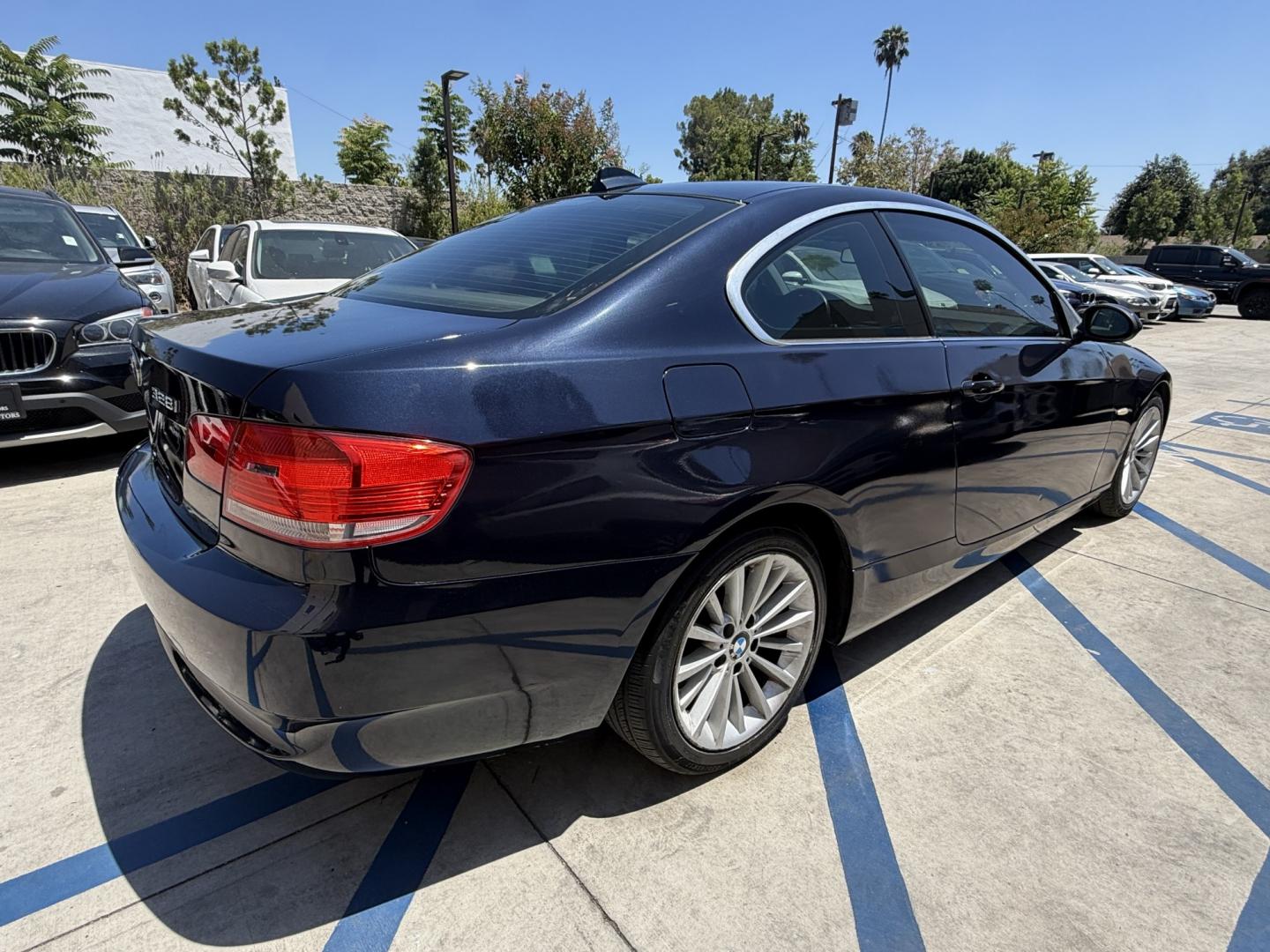 2009 BLACK /Gray BMW 3-Series 328xi Coupe (WBAWC33539P) with an 3.0L L6 DOHC 24V engine, Automatic transmission, located at 30 S. Berkeley Avenue, Pasadena, CA, 91107, (626) 248-7567, 34.145447, -118.109398 - Low Miles!! Leather Seats!!! X-DRIVE!! This 2009 BMW 3-Series 328xi Coupe looks and drives well. Bad Credit? We can help! We are the bank. All our cars are thoroughly inspected and reconditioned by our technicians. FREE CARFAX report. Stop by or call to speak with our friendly staff. Whether you h- Photo#2