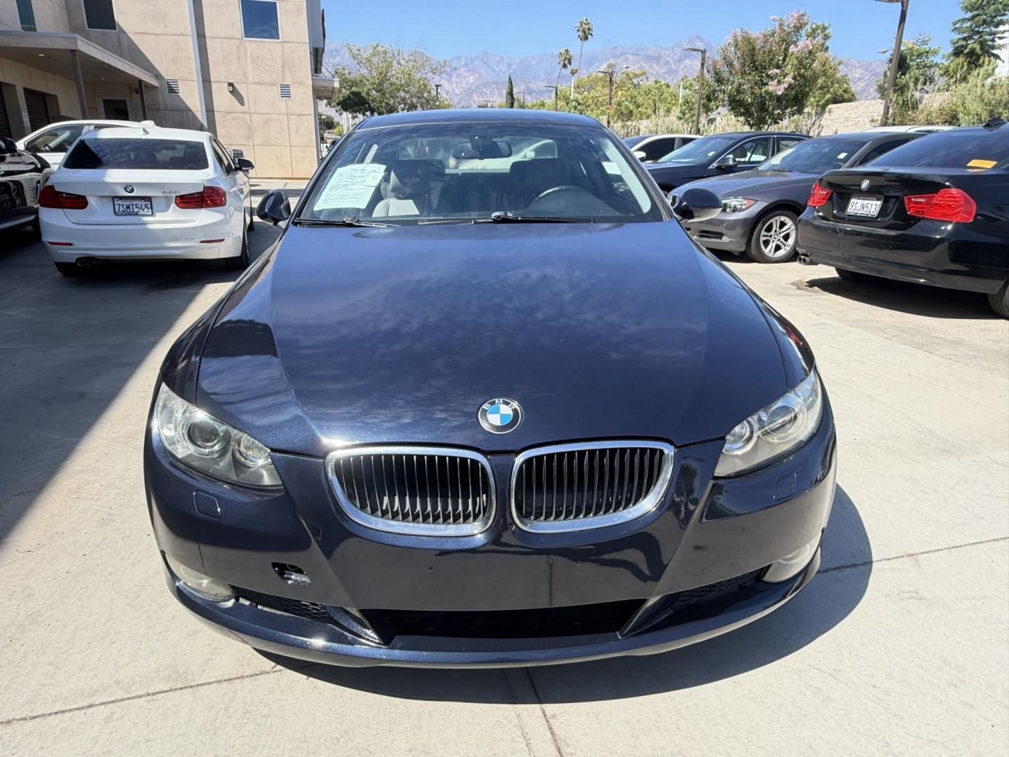 2009 BLACK /Gray BMW 3-Series 328xi Coupe (WBAWC33539P) with an 3.0L L6 DOHC 24V engine, Automatic transmission, located at 30 S. Berkeley Avenue, Pasadena, CA, 91107, (626) 248-7567, 34.145447, -118.109398 - Low Miles!! Leather Seats!!! X-DRIVE!! This 2009 BMW 3-Series 328xi Coupe looks and drives well. Bad Credit? We can help! We are the bank. All our cars are thoroughly inspected and reconditioned by our technicians. FREE CARFAX report. Stop by or call to speak with our friendly staff. Whether you h- Photo#16