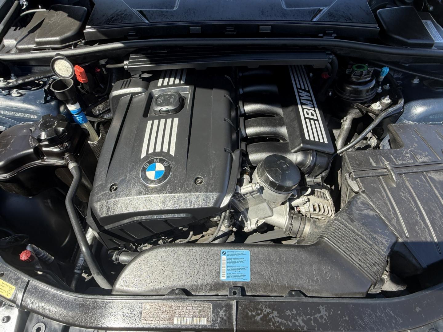 2009 BLACK /Gray BMW 3-Series 328xi Coupe (WBAWC33539P) with an 3.0L L6 DOHC 24V engine, Automatic transmission, located at 30 S. Berkeley Avenue, Pasadena, CA, 91107, (626) 248-7567, 34.145447, -118.109398 - Low Miles!! Leather Seats!!! X-DRIVE!! This 2009 BMW 3-Series 328xi Coupe looks and drives well. Bad Credit? We can help! We are the bank. All our cars are thoroughly inspected and reconditioned by our technicians. FREE CARFAX report. Stop by or call to speak with our friendly staff. Whether you h- Photo#25