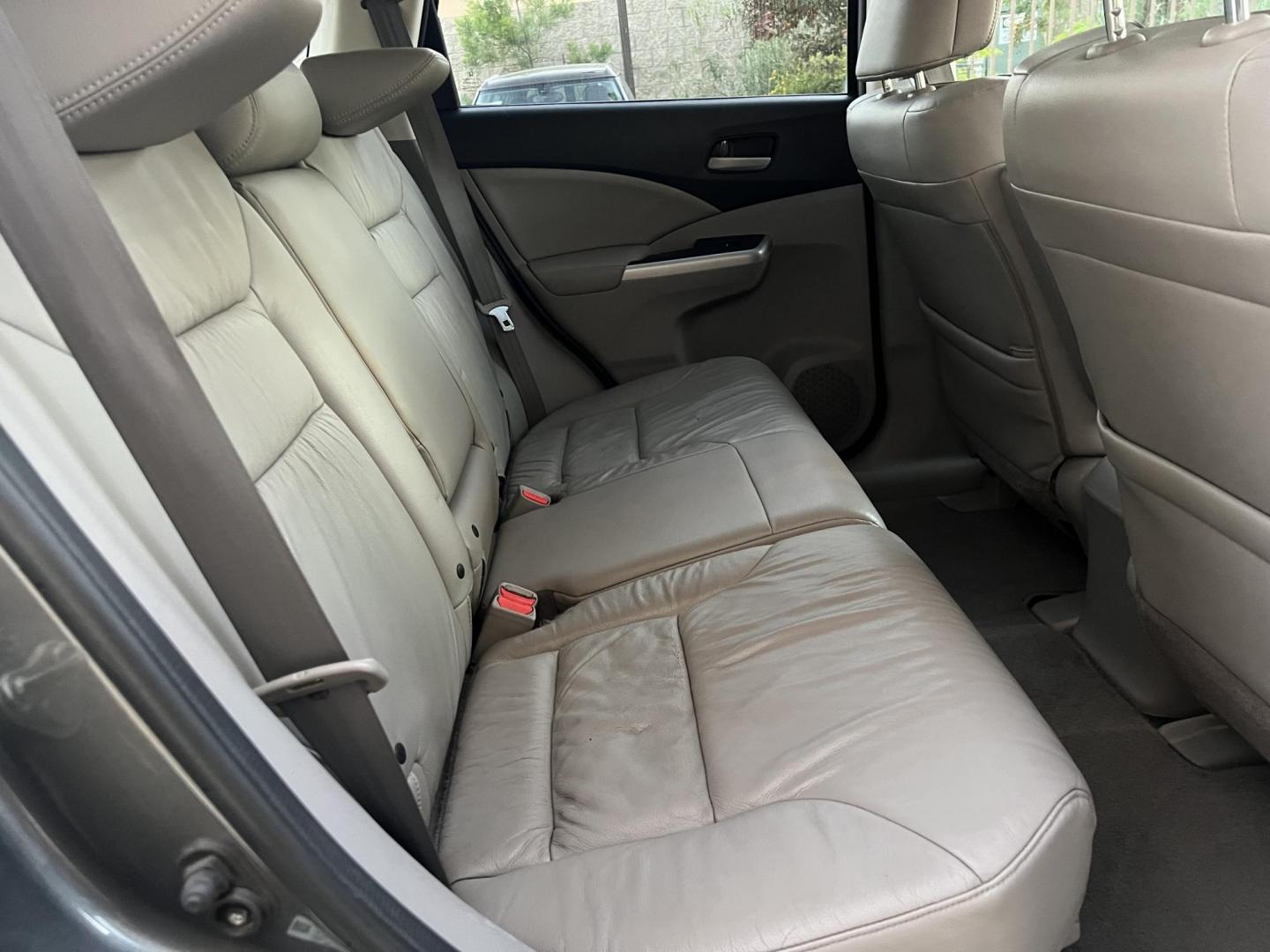 2015 BLUE /GRAY Honda CR-V EX-L 2WD (2HKRM3H70FH) with an 2.4L L4 DOHC 16V engine, Continuously Variable Transmission transmission, located at 30 S. Berkeley Avenue, Pasadena, CA, 91107, (626) 248-7567, 34.145447, -118.109398 - 2015 Honda CR-V EX-L – Blue Exterior | Gray Interior | Reliable SUV with Easy In-House Financing Take home this clean and dependable 2015 Honda CR-V EX-L, finished in a beautiful Blue exterior with a Gray leather interior. Known for its reliability, comfort, and resale value, the CR-V is one of - Photo#20