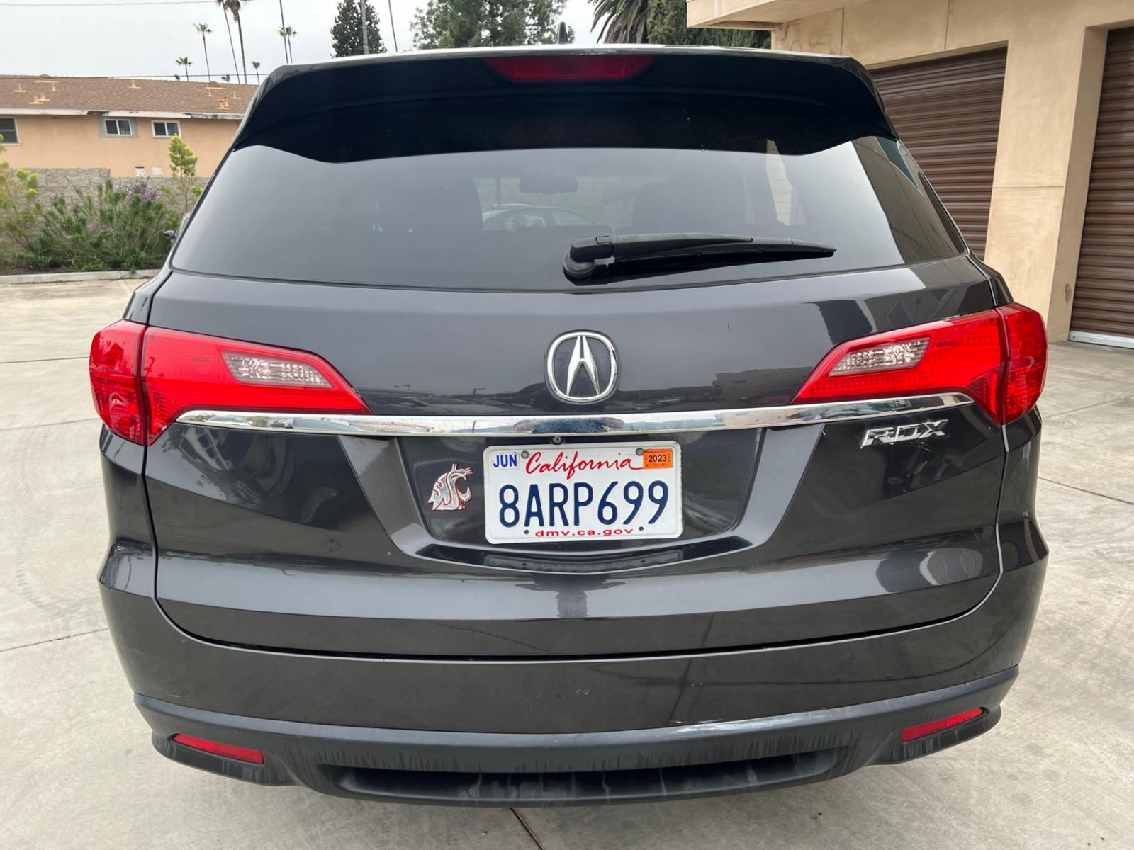 2015 Gray Acura RDX 6-Spd AT w/ Technology Package (5J8TB3H52FL) with an 2.3L L4 DOHC 16V engine, 6-Speed Automatic transmission, located at 30 S. Berkeley Avenue, Pasadena, CA, 91107, (626) 248-7567, 34.145447, -118.109398 - This 2015 ACURA RDX looks and drives well. Bad credit? We can help! We are the bank. Bad Credit? We can help! We are the bank. All our cars are thoroughly inspected and reconditioned by our technicians. FREE CARFAX report. Stop by or call to speak with our friendly staff. Whether you have bad credit - Photo #3