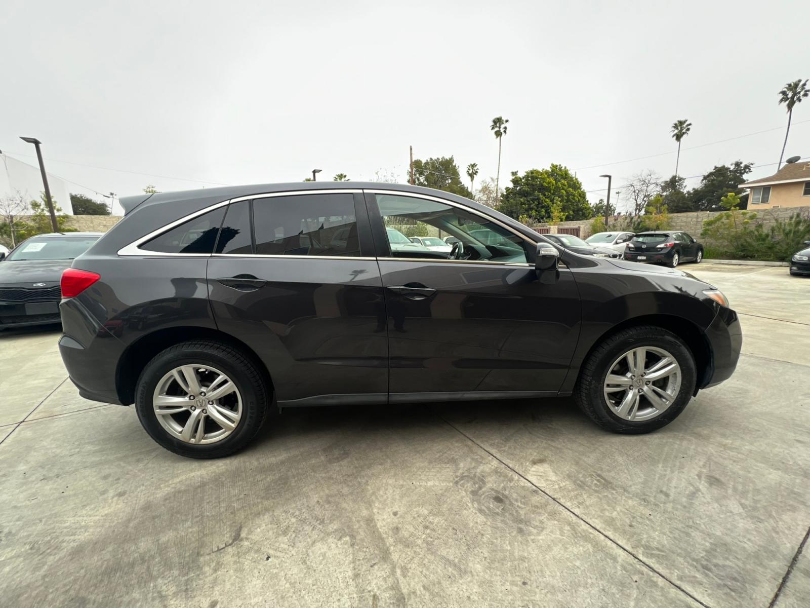 2015 Gray Acura RDX 6-Spd AT w/ Technology Package (5J8TB3H52FL) with an 2.3L L4 DOHC 16V engine, 6-Speed Automatic transmission, located at 30 S. Berkeley Avenue, Pasadena, CA, 91107, (626) 248-7567, 34.145447, -118.109398 - This 2015 ACURA RDX looks and drives well. Bad credit? We can help! We are the bank. Bad Credit? We can help! We are the bank. All our cars are thoroughly inspected and reconditioned by our technicians. FREE CARFAX report. Stop by or call to speak with our friendly staff. Whether you have bad credit - Photo #5