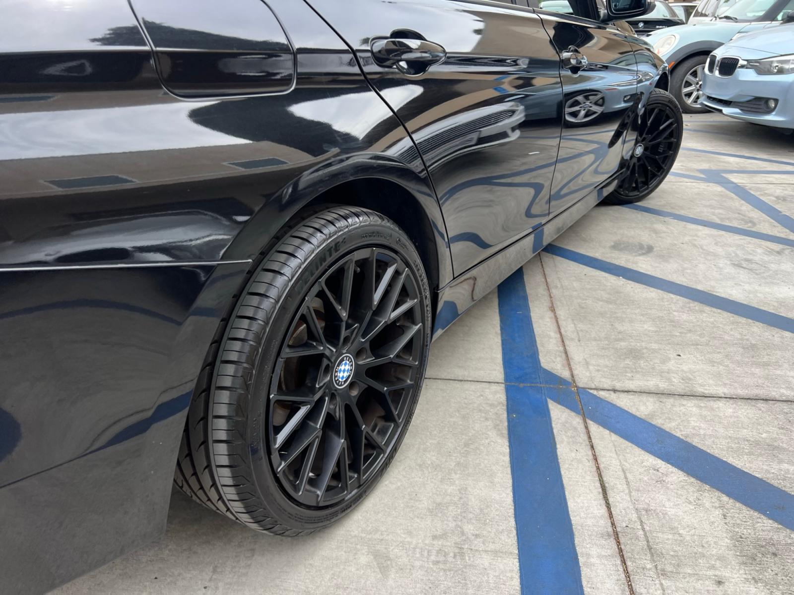2013 Black /BLACK BMW 3-Series 328i Sedan - SULEV (WBA3C1G5XDN) with an 2.0L L4 DOHC 16V engine, Automatic transmission, located at 30 S. Berkeley Avenue, Pasadena, CA, 91107, (626) 248-7567, 34.145447, -118.109398 - Crown City Motors is a used “Buy Here Pay Here” car dealer in Pasadena CA. “Buy Here Pay Here” financing, means that when you purchase your vehicle from our dealership, that you make the payments to the dealership as well. We do not need the banks approval to get you approved for a used auto - Photo #6
