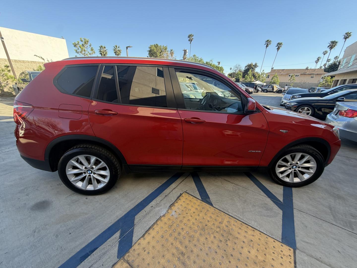2016 RED /Tan BMW X3 xDrive28i (5UXWX9C50G0) with an 2.0L L4 DOHC 16V engine, 8-Speed Automatic transmission, located at 30 S. Berkeley Avenue, Pasadena, CA, 91107, (626) 248-7567, 34.145447, -118.109398 - Crown City Motors is a used “Buy Here Pay Here” car dealer in Pasadena CA. “Buy Here Pay Here” financing, means that when you purchase your vehicle from our dealership, that you make the payments to the dealership as well. We do not need the banks approval to get you approved for a used auto - Photo#12