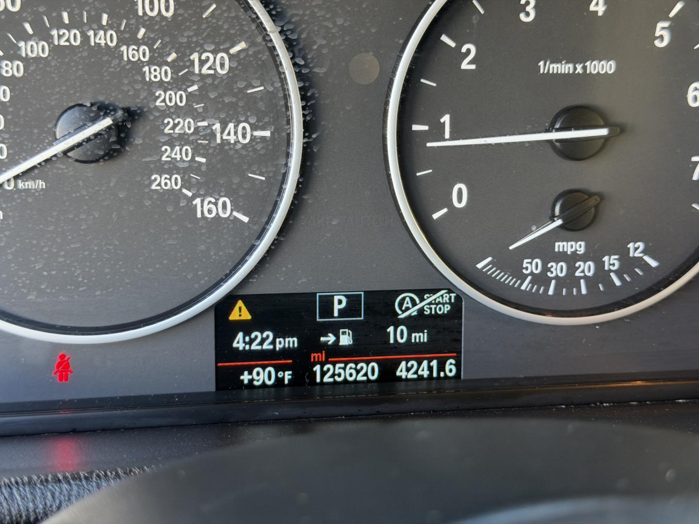 2016 RED /Tan BMW X3 xDrive28i (5UXWX9C50G0) with an 2.0L L4 DOHC 16V engine, 8-Speed Automatic transmission, located at 30 S. Berkeley Avenue, Pasadena, CA, 91107, (626) 248-7567, 34.145447, -118.109398 - Crown City Motors is a used “Buy Here Pay Here” car dealer in Pasadena CA. “Buy Here Pay Here” financing, means that when you purchase your vehicle from our dealership, that you make the payments to the dealership as well. We do not need the banks approval to get you approved for a used auto - Photo#25