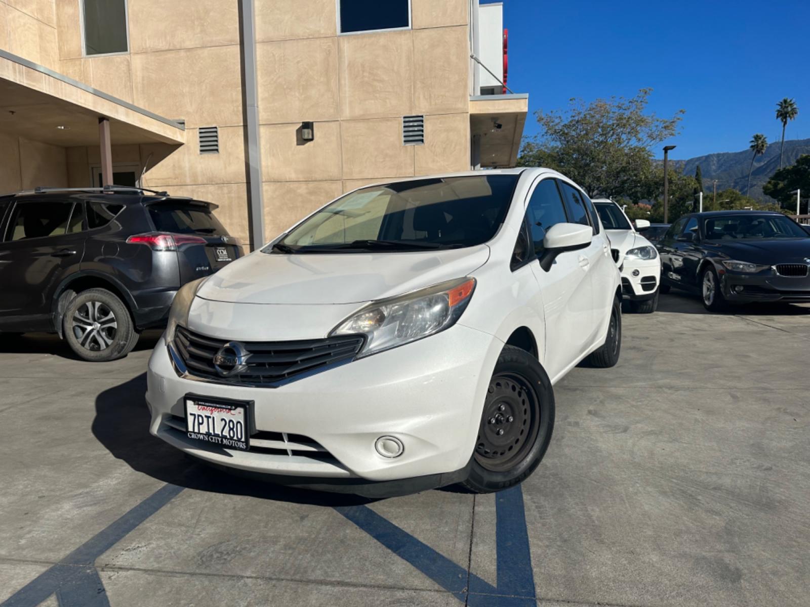 2016 White /Gray Nissan Versa Note S (3N1CE2CP8GL) with an 1.6L L4 DOHC 16V engine, autoamtic transmission, located at 30 S. Berkeley Avenue, Pasadena, CA, 91107, (626) 248-7567, 34.145447, -118.109398 - MPG! Good Value! The 2016 Nissan Versa Note Hatchback, a gem among pre-owned autos in Altadena, seamlessly blends efficiency, style, and practicality. For those navigating the bustling streets of Pasadena or the vast expanses of LA County, this hatchback promises a driving experience that's both ex - Photo #1