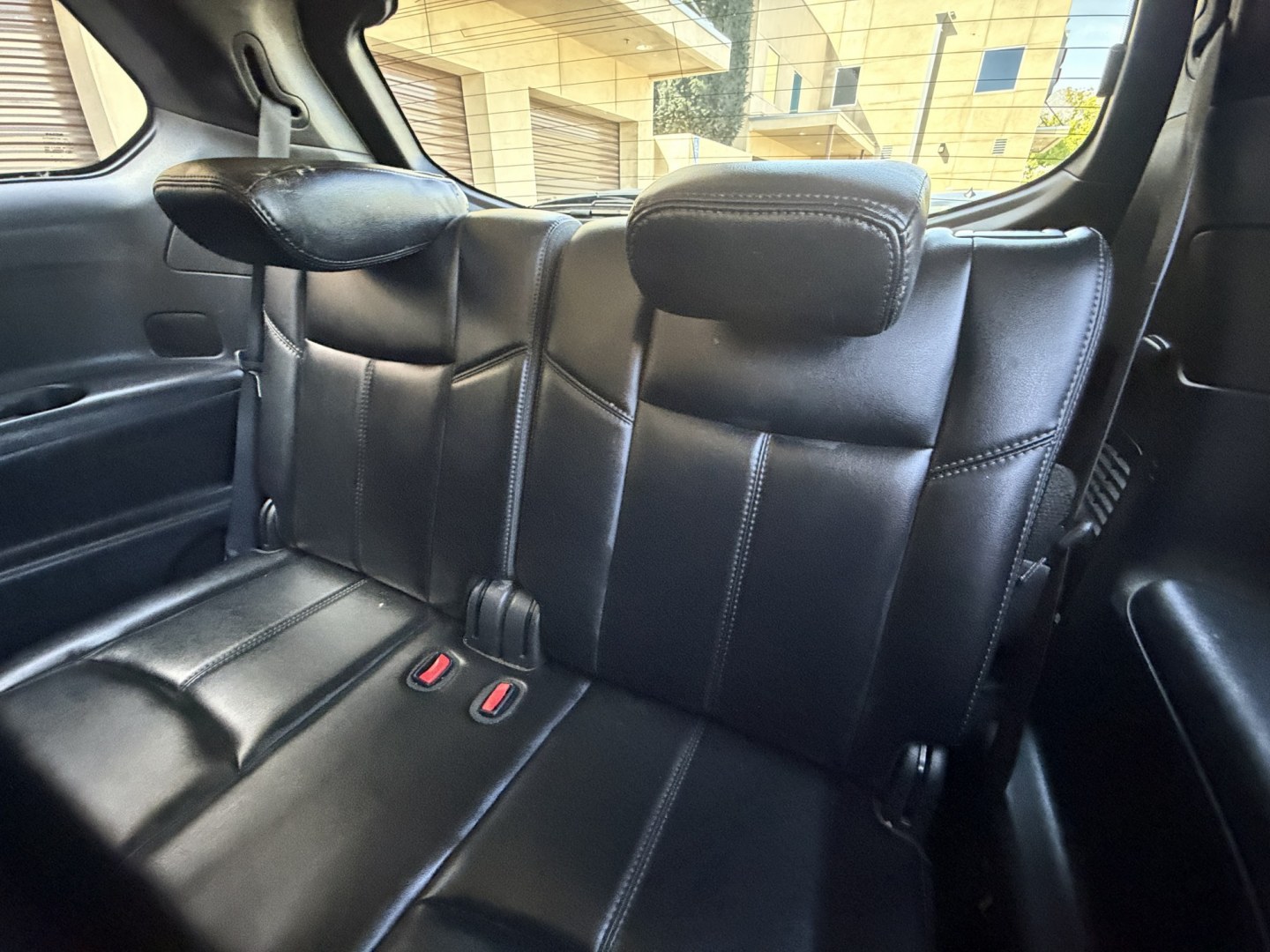 2015 Silver Nissan Pathfinder (5N1AR2MM6FC) , AUTOMATIC transmission, located at 30 S. Berkeley Avenue, Pasadena, CA, 91107, (626) 248-7567, 34.145447, -118.109398 - Crown City Motors is a used “Buy Here Pay Here” car dealer in Pasadena CA. “Buy Here Pay Here” financing, means that when you purchase your vehicle from our dealership, that you make the payments to the dealership as well. We do not need the banks approval to get you approved for a used auto - Photo#19