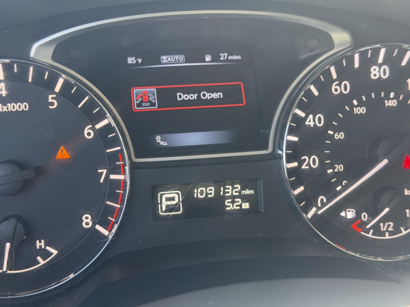 2015 Silver Nissan Pathfinder (5N1AR2MM6FC) , AUTOMATIC transmission, located at 30 S. Berkeley Avenue, Pasadena, CA, 91107, (626) 248-7567, 34.145447, -118.109398 - Crown City Motors is a used “Buy Here Pay Here” car dealer in Pasadena CA. “Buy Here Pay Here” financing, means that when you purchase your vehicle from our dealership, that you make the payments to the dealership as well. We do not need the banks approval to get you approved for a used auto - Photo#23