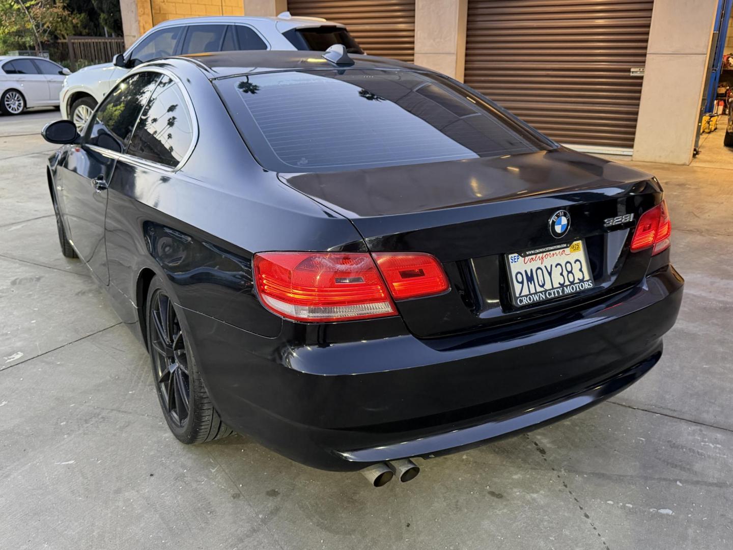 2007 Black /South African Safari BMW 3-Series Leather (WBAWV135X7P) with an Inline 6 engine, Maual transmission, located at 30 S. Berkeley Avenue, Pasadena, CA, 91107, (626) 248-7567, 34.145447, -118.109398 - 6 speed!!! this 2007 BMW 3-Series 328i Coupe looks and drives well. Looking for a reliable ride but struggling with bad credit? Our dealership has got you covered with our impressive selection of used vehicles, including the sleek and stylish 2007 BMW 328i Coupe 2D with a manual transmission. Thes - Photo#1