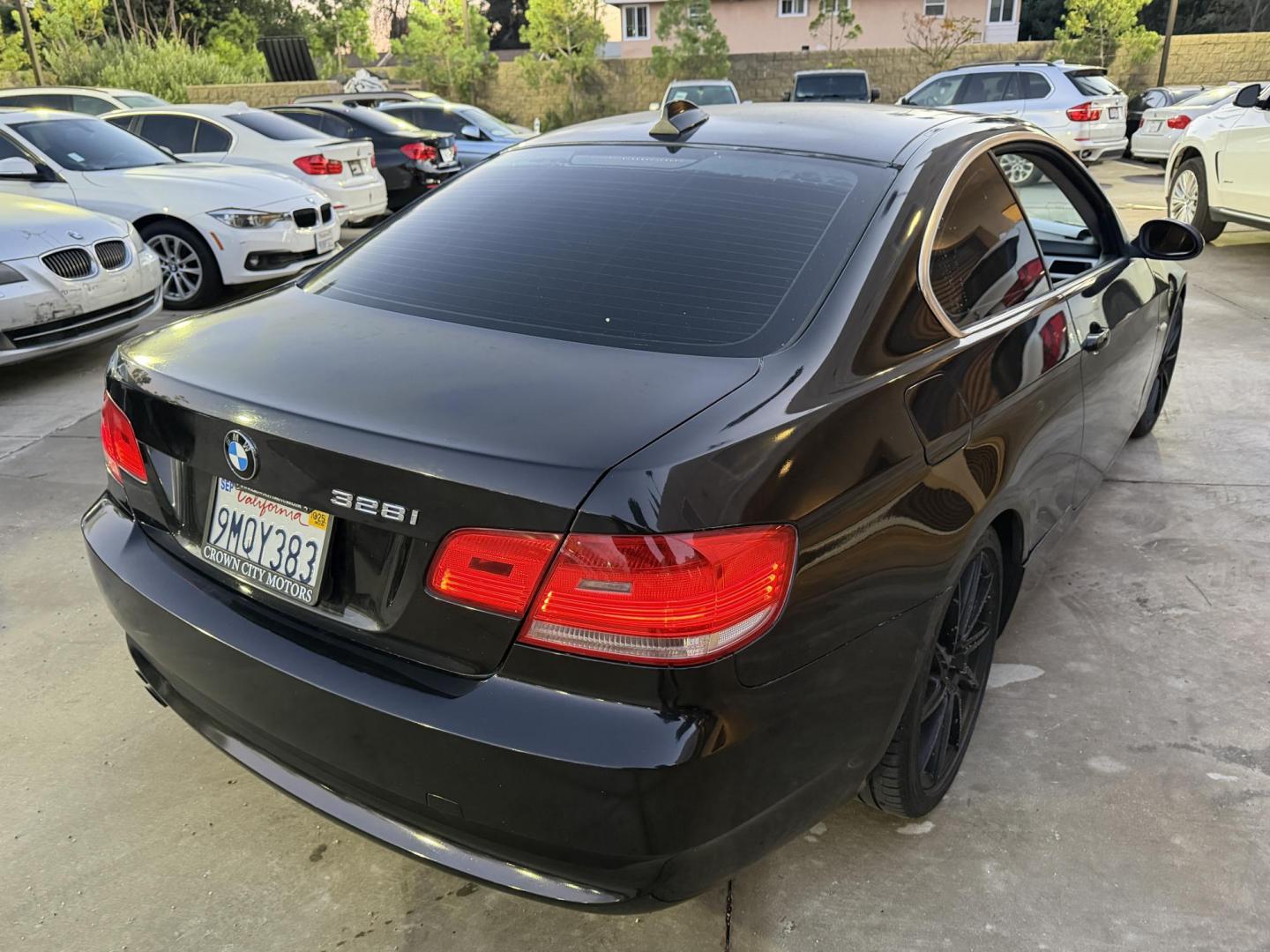 2007 Black /South African Safari BMW 3-Series Leather (WBAWV135X7P) with an Inline 6 engine, Maual transmission, located at 30 S. Berkeley Avenue, Pasadena, CA, 91107, (626) 248-7567, 34.145447, -118.109398 - 6 speed!!! this 2007 BMW 3-Series 328i Coupe looks and drives well. Looking for a reliable ride but struggling with bad credit? Our dealership has got you covered with our impressive selection of used vehicles, including the sleek and stylish 2007 BMW 328i Coupe 2D with a manual transmission. Thes - Photo#3