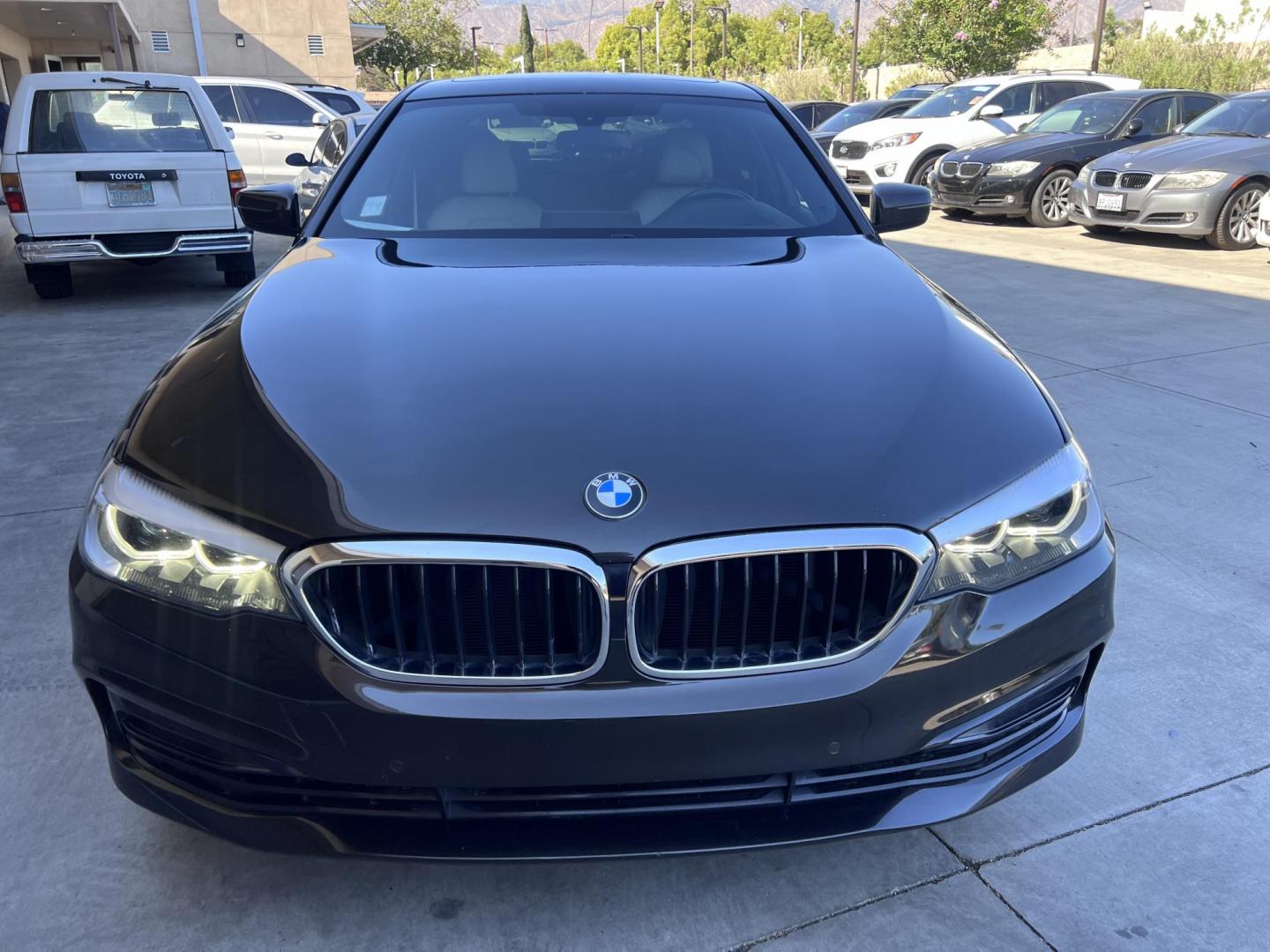 2017 /Black BMW 5-Series 530i (WBAJA5C36HW) with an 2.0L L4 DOHC 16V TURBO engine, 8A transmission, located at 30 S. Berkeley Avenue, Pasadena, CA, 91107, (626) 248-7567, 34.145447, -118.109398 - 2017 BMW 530i – Unparalleled Luxury, Advanced Technology, and Flexible Financing Options Overview: Introducing the 2017 BMW 530i, a luxury sedan that combines cutting-edge technology, exceptional performance, and sophisticated design. As part of the renowned 5 Series lineup, the 530i offers a dr - Photo#6