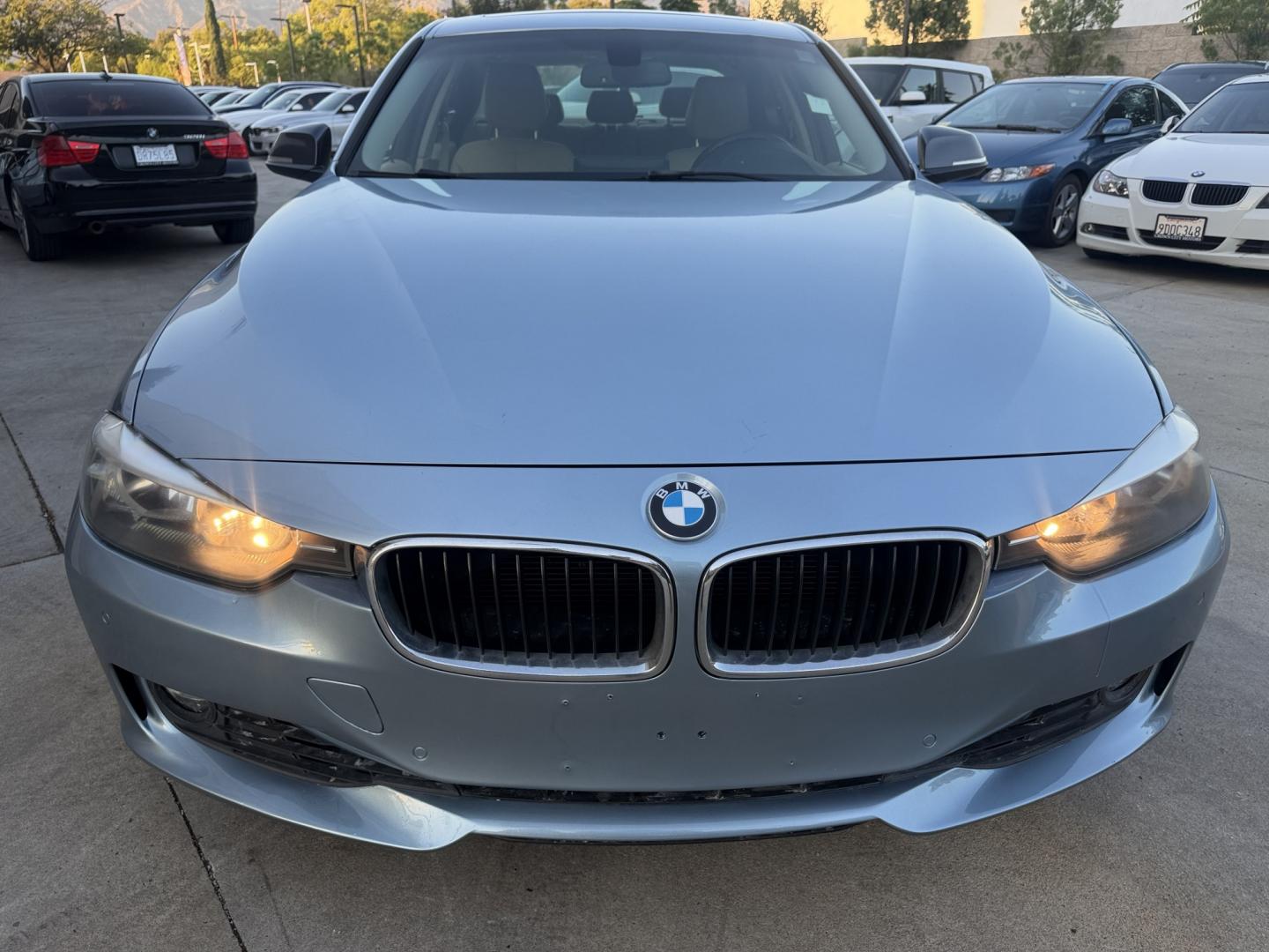 2013 Le Mans Blue Metallic /Black BMW 3-Series 328i Sedan - SULEV (WBA3C1G53DN) with an 2.0L L4 DOHC 16V engine, Automatic transmission, located at 30 S. Berkeley Avenue, Pasadena, CA, 91107, (626) 248-7567, 34.145447, -118.109398 - Decoding VIN WBA3C1G53DNN93466: Vehicle: 2013 BMW 3 Series 328i Sedan (F30 Generation) Engine: 2.0L TwinPower Turbo Inline 4-Cylinder Drivetrain: Rear-Wheel Drive (RWD) Another strong F30 328i Sedan for your inventory. These modern 3 Series sedans continue to be volume movers on a Buy He- Photo#3