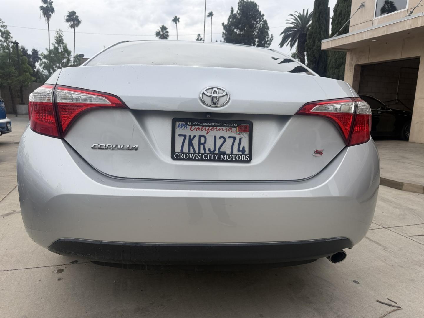 2015 Silver Metallic /Black Toyota Corolla L 4-Speed AT (5YFBURHE9FP) with an 1.8L L4 DOHC 16V engine, 4-Speed Automatic transmission, located at 30 S. Berkeley Avenue, Pasadena, CA, 91107, (626) 248-7567, 34.145447, -118.109398 - 2015 Toyota Corolla – Pasadena Buy Here Pay Here | In-House Financing & $500 Down Drive today with bad credit, no credit, repossession, or bankruptcy at Crown City Motors, Pasadena’s top-rated Buy Here Pay Here used car dealership! Looking for used car lots with financing near me? This fuel-eff- Photo#3