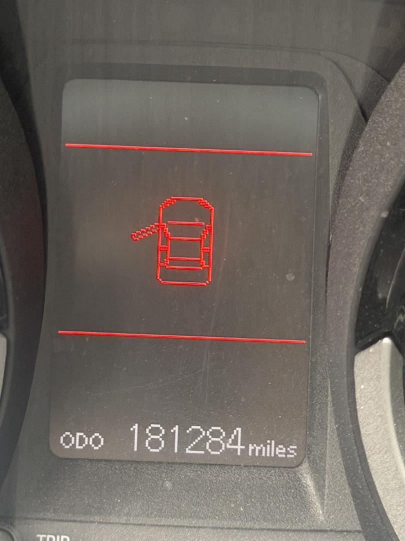 2015 Silver Metallic /Black Toyota Corolla L 4-Speed AT (5YFBURHE9FP) with an 1.8L L4 DOHC 16V engine, 4-Speed Automatic transmission, located at 30 S. Berkeley Avenue, Pasadena, CA, 91107, (626) 248-7567, 34.145447, -118.109398 - 2015 Toyota Corolla – Pasadena Buy Here Pay Here | In-House Financing & $500 Down Drive today with bad credit, no credit, repossession, or bankruptcy at Crown City Motors, Pasadena’s top-rated Buy Here Pay Here used car dealership! Looking for used car lots with financing near me? This fuel-eff- Photo#5