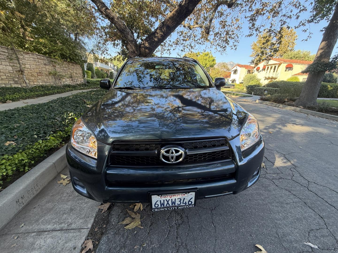 2012 Toyota RAV4 Base I4 2WD (2T3ZF4DV9CW) with an 2.4L L4 DOHC 16V engine, 4-Speed Automatic transmission, located at 30 S. Berkeley Avenue, Pasadena, CA, 91107, (626) 248-7567, 34.145447, -118.109398- Photo#4