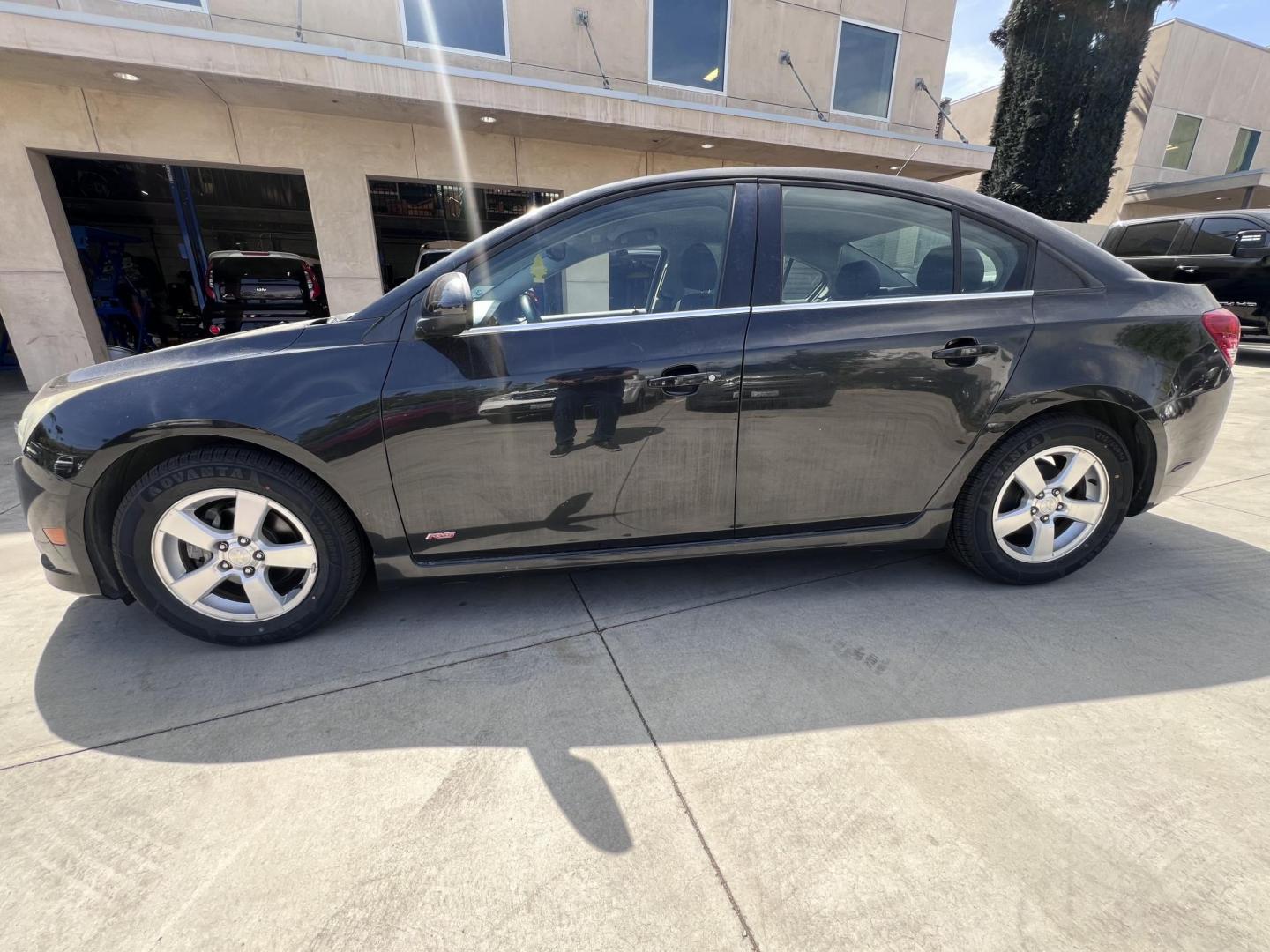 2012 Stormy BLue /Gray Chevrolet Cruze 1LT (1G1PF5SC9C7) with an 1.4L L4 DOHC 16V TURBO engine, 6-Speed Automatic transmission, located at 30 S. Berkeley Avenue, Pasadena, CA, 91107, (626) 248-7567, 34.145447, -118.109398 - 2012 Chevrolet Cruze LT – Affordable, Fuel-Efficient, and Buy Here Pay Here Approved in Pasadena! If you're looking for a practical, reliable, and stylish compact sedan that’s perfect for daily driving and easy on the wallet, this 2012 Chevrolet Cruze LT 1LT might be your next ride. Whether you - Photo#3