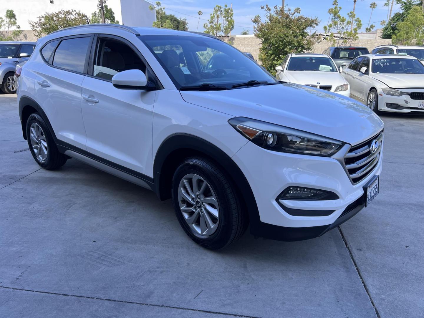 2017 White /Black Hyundai Tucson SE w/Preferred Package AWD (KM8J3CA41HU) with an 2.0L L4 DOHC 16V engine, 6A transmission, located at 30 S. Berkeley Avenue, Pasadena, CA, 91107, (626) 248-7567, 34.145447, -118.109398 - 2017 Hyundai Tucson SE – Buy Here Pay Here – No Credit Needed – Crown City Motors in Pasadena, CA Looking for a reliable and stylish SUV that fits your budget and helps you get back on the road today? Look no further than this 2017 Hyundai Tucson SE, now available at Crown City Motors, your - Photo#15