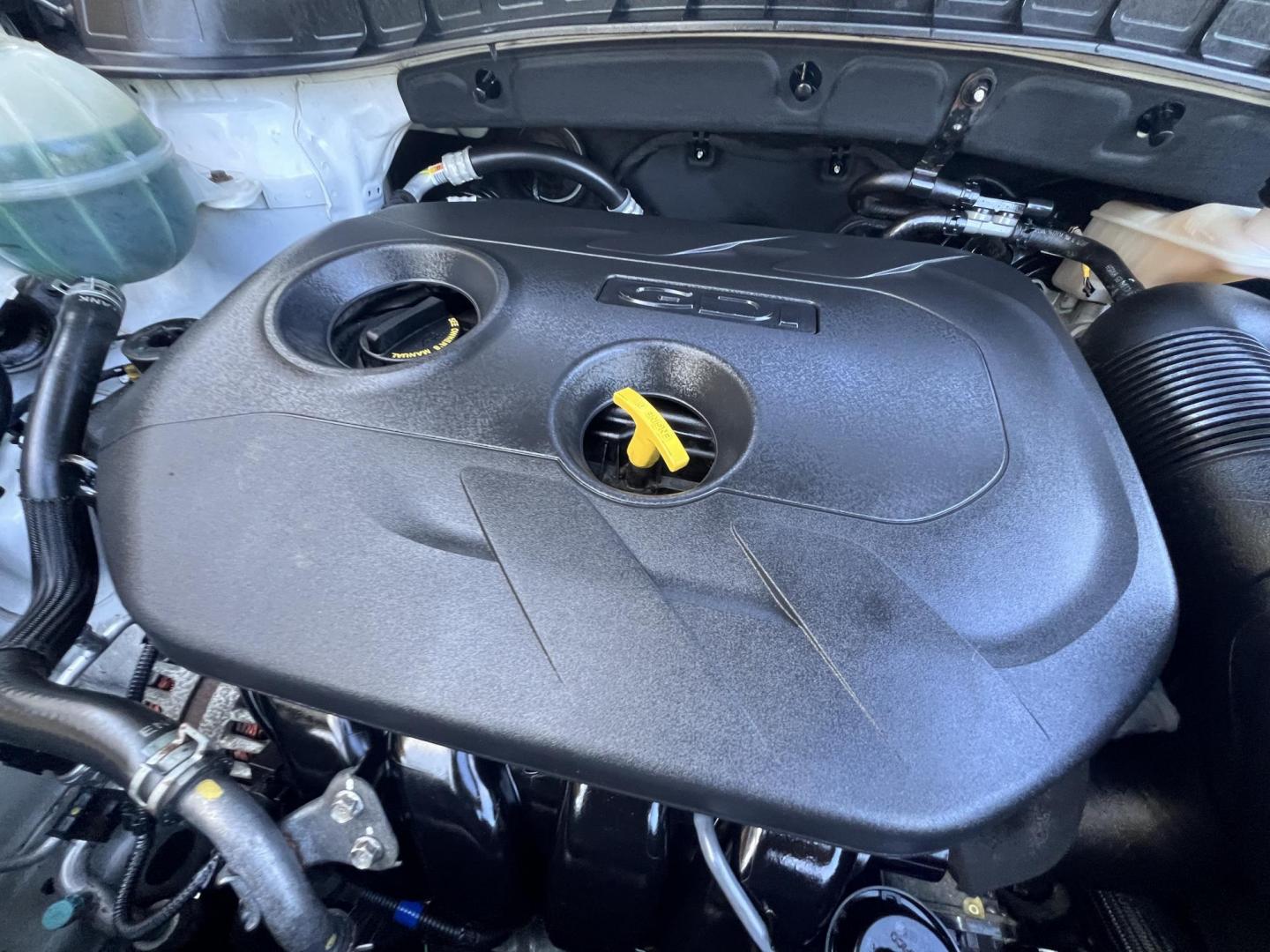 2017 White /Black Hyundai Tucson SE w/Preferred Package AWD (KM8J3CA41HU) with an 2.0L L4 DOHC 16V engine, 6A transmission, located at 30 S. Berkeley Avenue, Pasadena, CA, 91107, (626) 248-7567, 34.145447, -118.109398 - 2017 Hyundai Tucson SE – Buy Here Pay Here – No Credit Needed – Crown City Motors in Pasadena, CA Looking for a reliable and stylish SUV that fits your budget and helps you get back on the road today? Look no further than this 2017 Hyundai Tucson SE, now available at Crown City Motors, your - Photo#36