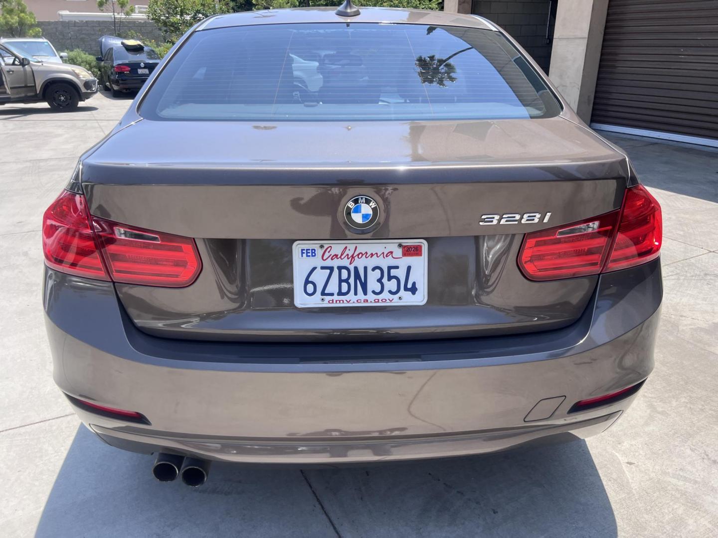 2013 Gray /BEIGE BMW 3-Series 328i Sedan (WBA3C1C58DF) with an 2.0L L4 DOHC 16V engine, located at 30 S. Berkeley Avenue, Pasadena, CA, 91107, (626) 248-7567, 34.145447, -118.109398 - Crown City Motors is a used “Buy Here Pay Here” car dealer in Pasadena CA. “Buy Here Pay Here” financing, means that when you purchase your vehicle from our dealership, that you make the payments to the dealership as well. We do not need the banks approval to get you approved for a used auto - Photo#3