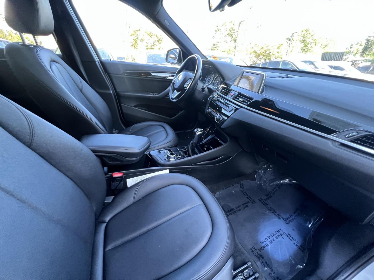 2017 Alpine White /Black BMW X1 sDrive28i (WBXHU7C38HP) with an 2.0L L4 DOHC 16V engine, 8A transmission, located at 30 S. Berkeley Avenue, Pasadena, CA, 91107, (626) 248-7567, 34.145447, -118.109398 - 2017 BMW X1 xDrive28i – Luxury AWD SUV – Buy Here Pay Here – $995 Down – Bad Credit OK – Crown City Motors – Pasadena, CA Looking for a luxury SUV that’s compact, powerful, and packed with high-end features—all without breaking the bank? Check out this 2017 BMW X1 xDrive28i, now a - Photo#27