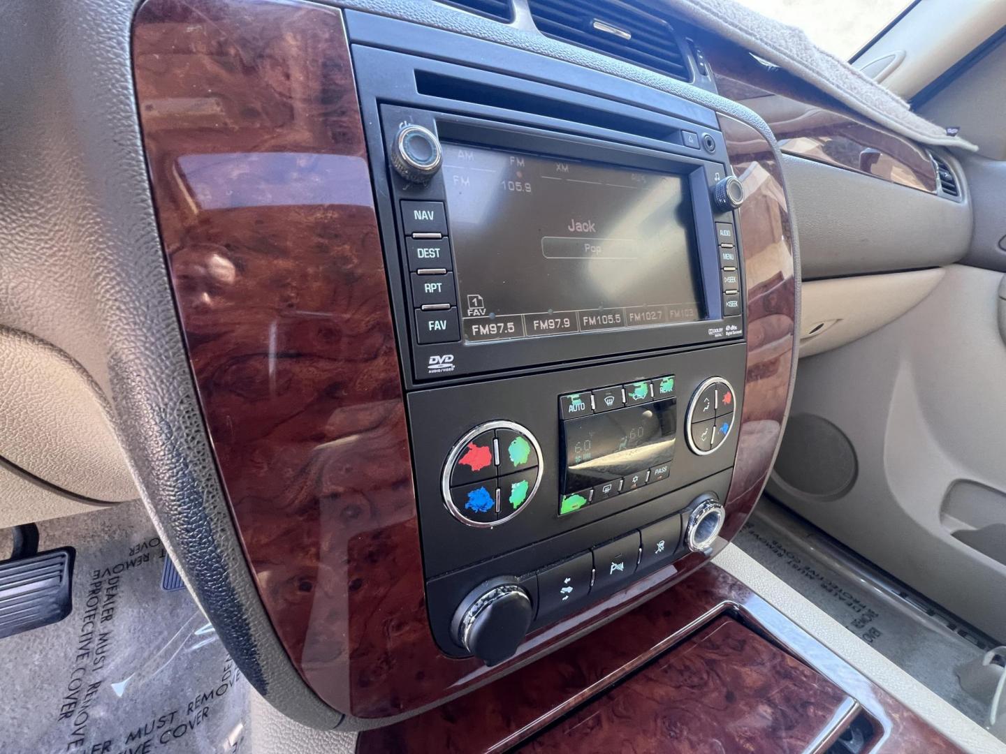 2011 Silver Metallic /Tan Chevrolet Suburban LTZ 1500 4WD (1GNSKKE31BR) with an 5.3L V8 OHV 16V FFV engine, 4-Speed Automatic transmission, located at 30 S. Berkeley Avenue, Pasadena, CA, 91107, (626) 248-7567, 34.145447, -118.109398 - 2011 Chevrolet Suburban LT 4WD – 3rd Row – $995 Down – Buy Here Pay Here – Bad Credit OK – Crown City Motors – Pasadena, CA Looking for a full-size SUV that offers unmatched space, power, and versatility? Look no further than this 2011 Chevrolet Suburban LT 4WD, now available at Crown - Photo#32