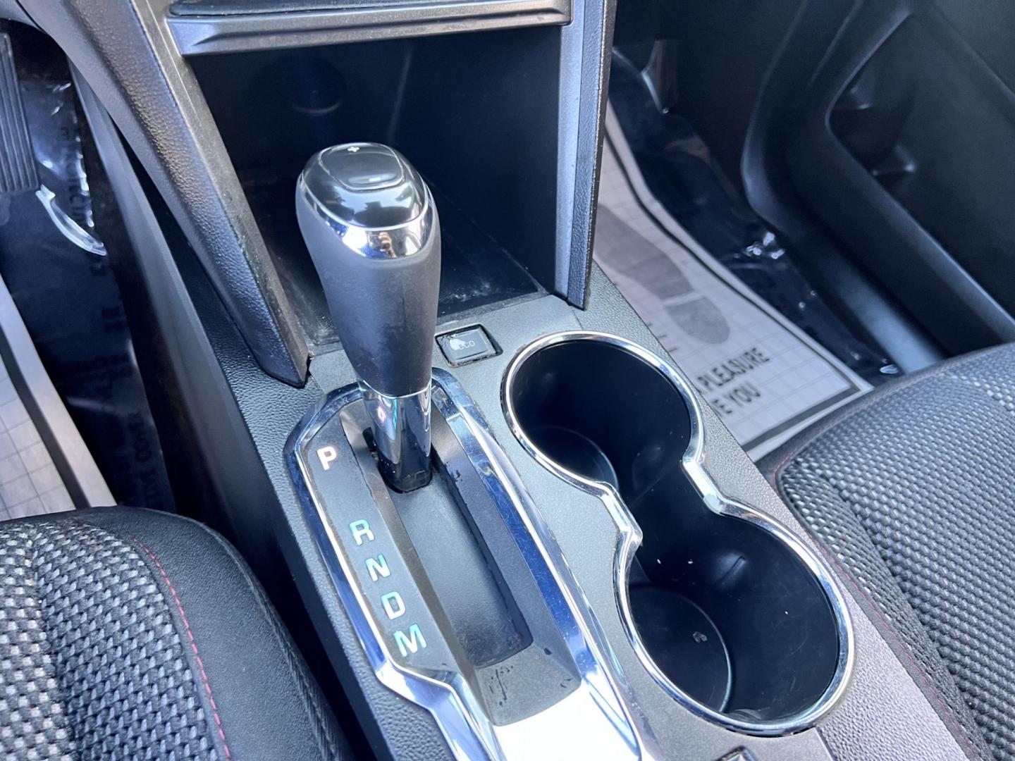 2017 Gray /Black Chevrolet Equinox LS 2WD (2GNALBEK9H1) with an 2.4L L4 DOHC 16V FFV engine, 6A transmission, located at 30 S. Berkeley Avenue, Pasadena, CA, 91107, (626) 248-7567, 34.145447, -118.109398 - 2017 Chevrolet Equinox LS – Fuel-Efficient SUV – Buy Here Pay Here – $995 Down – Bad Credit OK – Crown City Motors – Pasadena, CA Need a dependable SUV with room for the family, great fuel economy, and affordable payments? This 2017 Chevrolet Equinox LS is the perfect compact SUV for - Photo#25