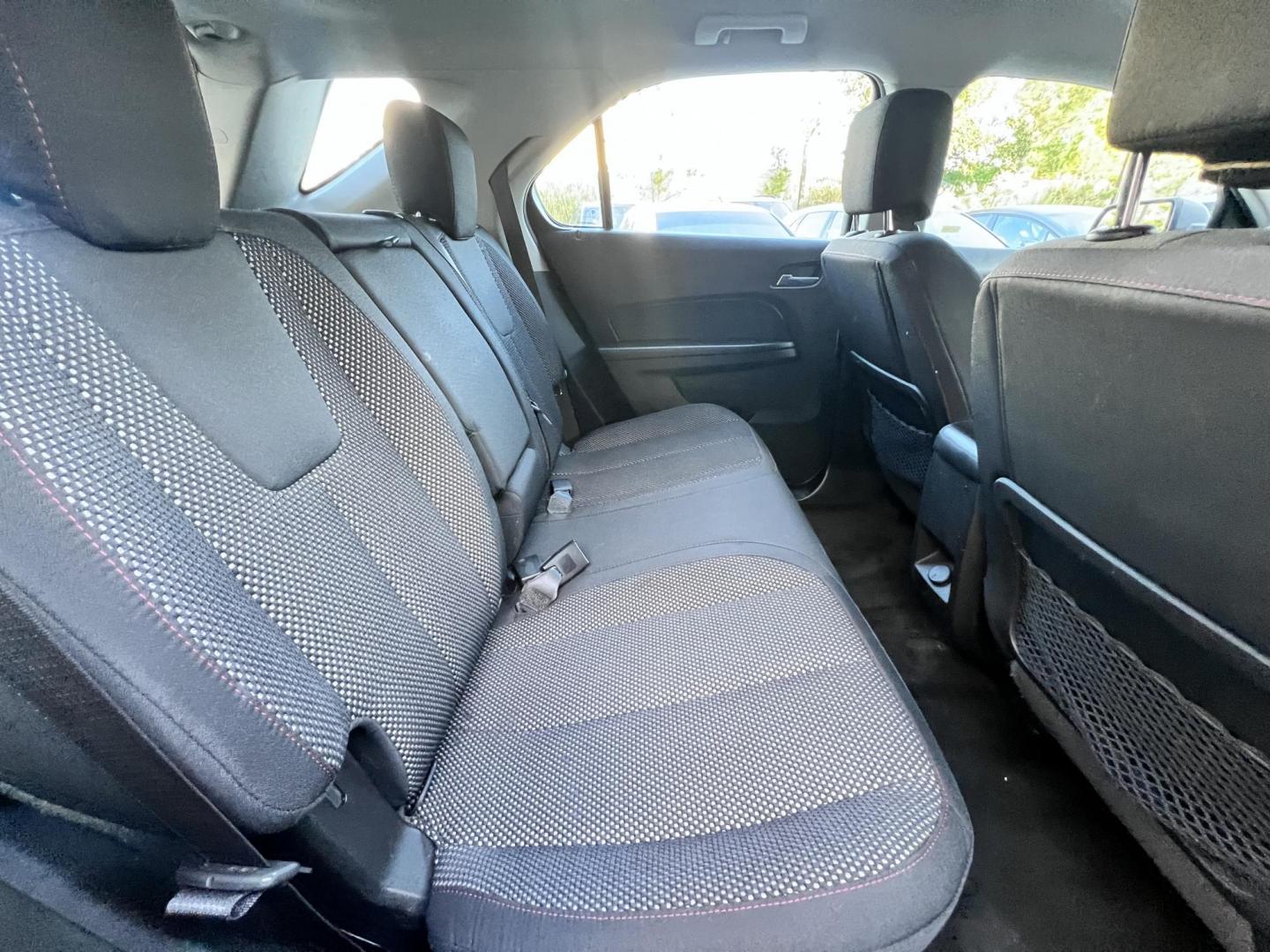 2017 Gray /Black Chevrolet Equinox LS 2WD (2GNALBEK9H1) with an 2.4L L4 DOHC 16V FFV engine, 6A transmission, located at 30 S. Berkeley Avenue, Pasadena, CA, 91107, (626) 248-7567, 34.145447, -118.109398 - 2017 Chevrolet Equinox LS – Fuel-Efficient SUV – Buy Here Pay Here – $995 Down – Bad Credit OK – Crown City Motors – Pasadena, CA Need a dependable SUV with room for the family, great fuel economy, and affordable payments? This 2017 Chevrolet Equinox LS is the perfect compact SUV for - Photo#24