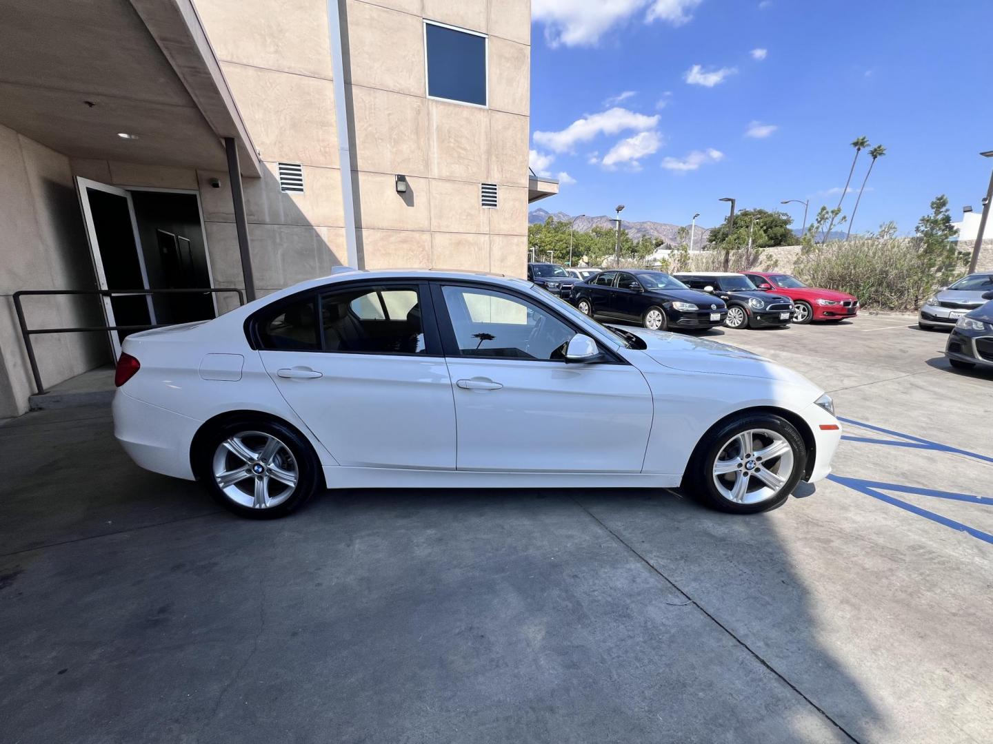 2015 White BMW 3-Series 328i SULEV (WBA3C1C56FK) with an 2.0L L4 DOHC 16V engine, 8-Speed Automatic transmission, located at 30 S. Berkeley Avenue, Pasadena, CA, 91107, (626) 248-7567, 34.145447, -118.109398 - Crown City Motors is a used “Buy Here Pay Here” car dealer in Pasadena CA. “Buy Here Pay Here” financing, means that when you purchase your vehicle from our dealership, that you make the payments to the dealership as well. We do not need the banks approval to get you approved for a used auto - Photo#7