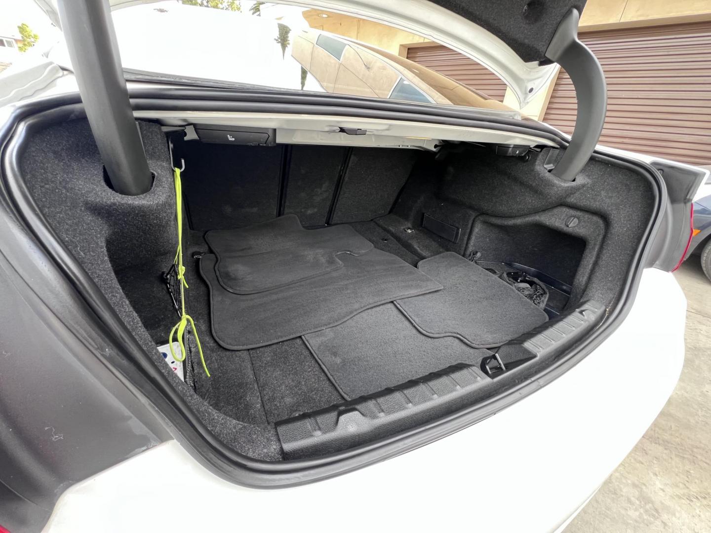 2015 White /black BMW 4-Series 428i SULEV Coupe (WBA3N7C58FK) with an 2.0L L4 DOHC 16V engine, 8-Speed Automatic transmission, located at 30 S. Berkeley Avenue, Pasadena, CA, 91107, (626) 248-7567, 34.145447, -118.109398 - Crown City Motors is a used “Buy Here Pay Here” car dealer in Pasadena CA. “Buy Here Pay Here” financing, means that when you purchase your vehicle from our dealership, that you make the payments to the dealership as well. We do not need the banks approval to get you approved for a used auto - Photo#14