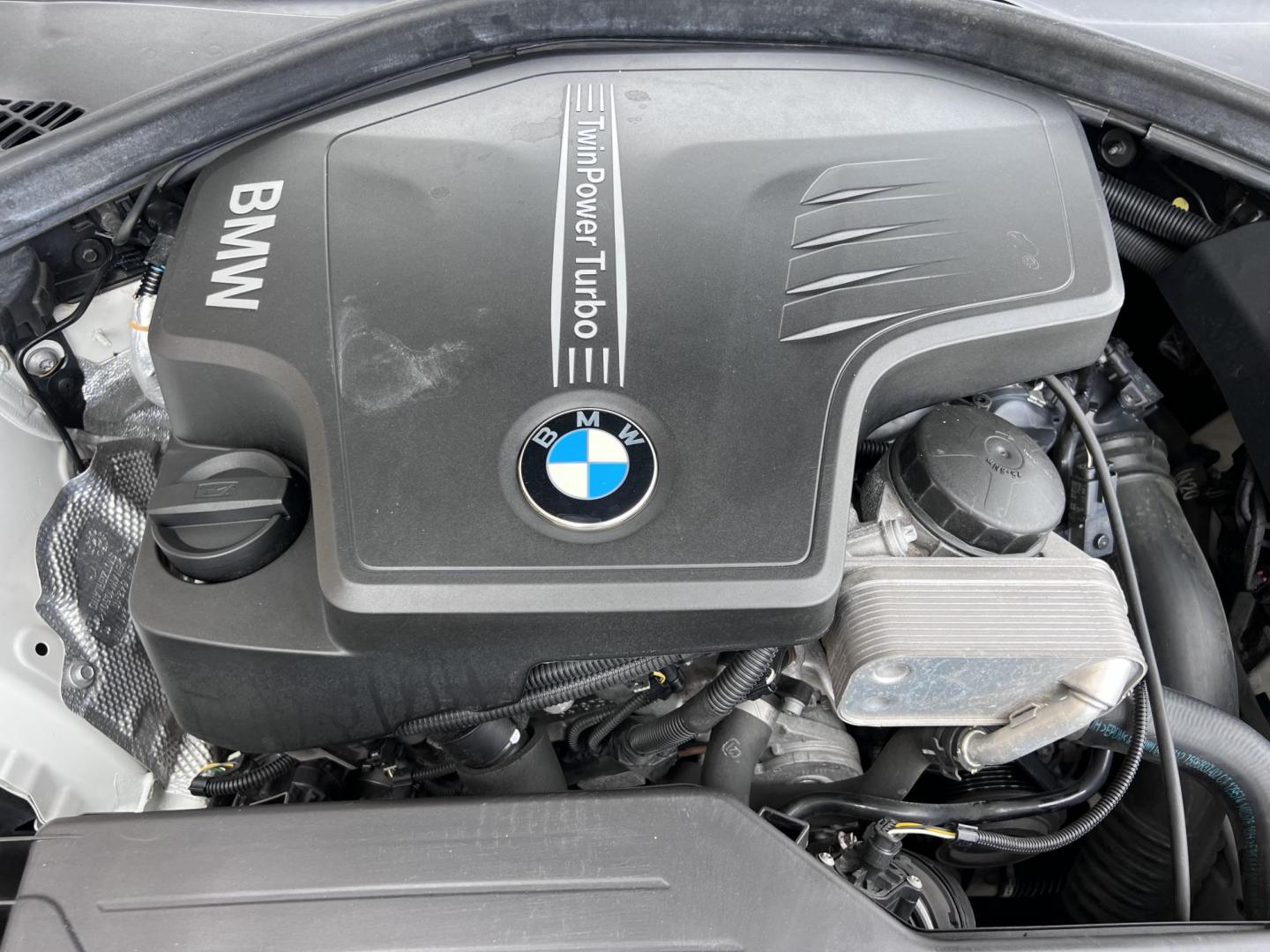 2015 White /black BMW 4-Series 428i SULEV Coupe (WBA3N7C58FK) with an 2.0L L4 DOHC 16V engine, 8-Speed Automatic transmission, located at 30 S. Berkeley Avenue, Pasadena, CA, 91107, (626) 248-7567, 34.145447, -118.109398 - Crown City Motors is a used “Buy Here Pay Here” car dealer in Pasadena CA. “Buy Here Pay Here” financing, means that when you purchase your vehicle from our dealership, that you make the payments to the dealership as well. We do not need the banks approval to get you approved for a used auto - Photo#24