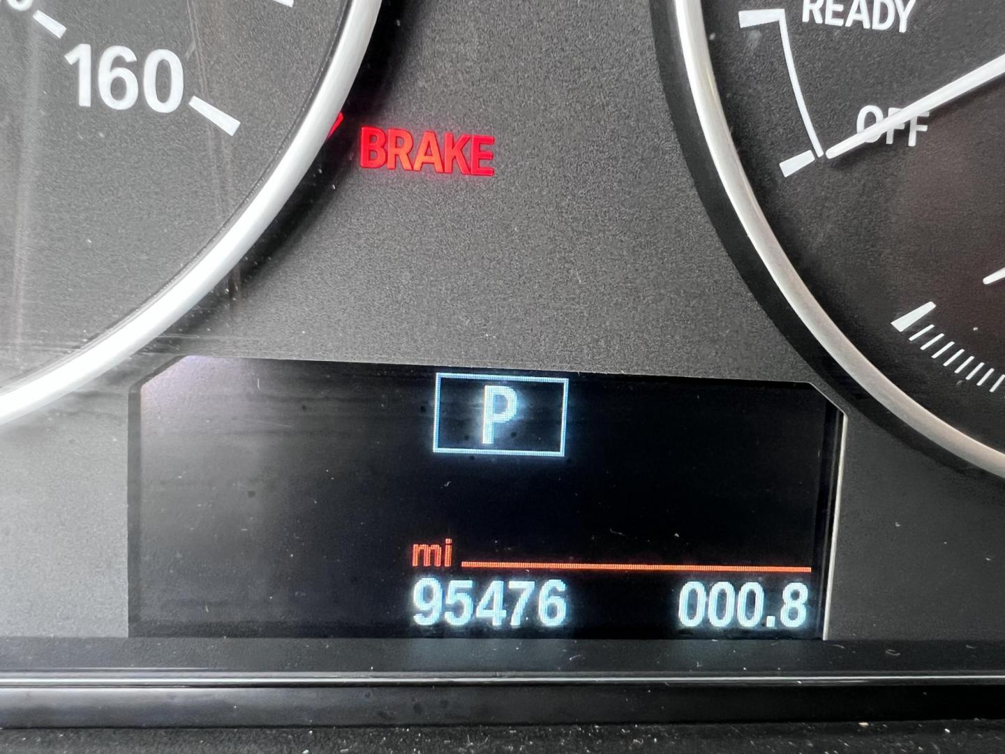 2015 White /black BMW 4-Series 428i SULEV Coupe (WBA3N7C58FK) with an 2.0L L4 DOHC 16V engine, 8-Speed Automatic transmission, located at 30 S. Berkeley Avenue, Pasadena, CA, 91107, (626) 248-7567, 34.145447, -118.109398 - Crown City Motors is a used “Buy Here Pay Here” car dealer in Pasadena CA. “Buy Here Pay Here” financing, means that when you purchase your vehicle from our dealership, that you make the payments to the dealership as well. We do not need the banks approval to get you approved for a used auto - Photo#25