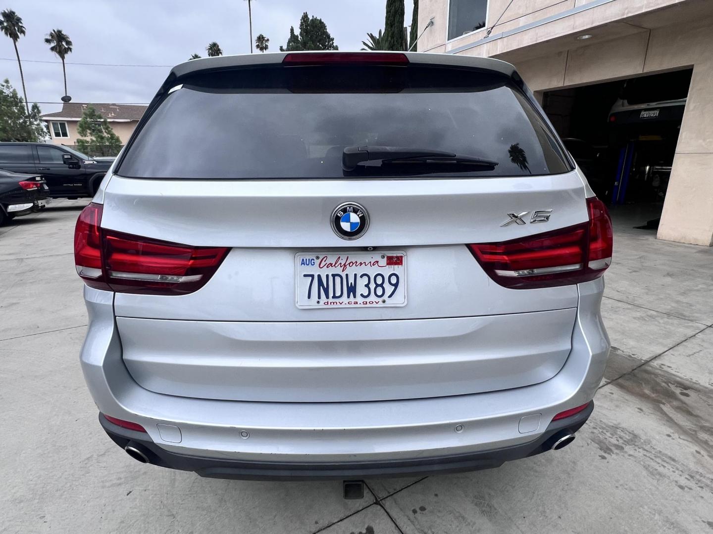 2015 Silver Metallic /black BMW X5 sDrive35i (5UXKR2C55F0) with an 3.0L L6 DOHC 24V engine, 8-Speed Automatic transmission, located at 30 S. Berkeley Avenue, Pasadena, CA, 91107, (626) 248-7567, 34.145447, -118.109398 - Crown City Motors is a used “Buy Here Pay Here” car dealer in Pasadena CA. “Buy Here Pay Here” financing, means that when you purchase your vehicle from our dealership, that you make the payments to the dealership as well. We do not need the banks approval to get you approved for a used auto - Photo#1